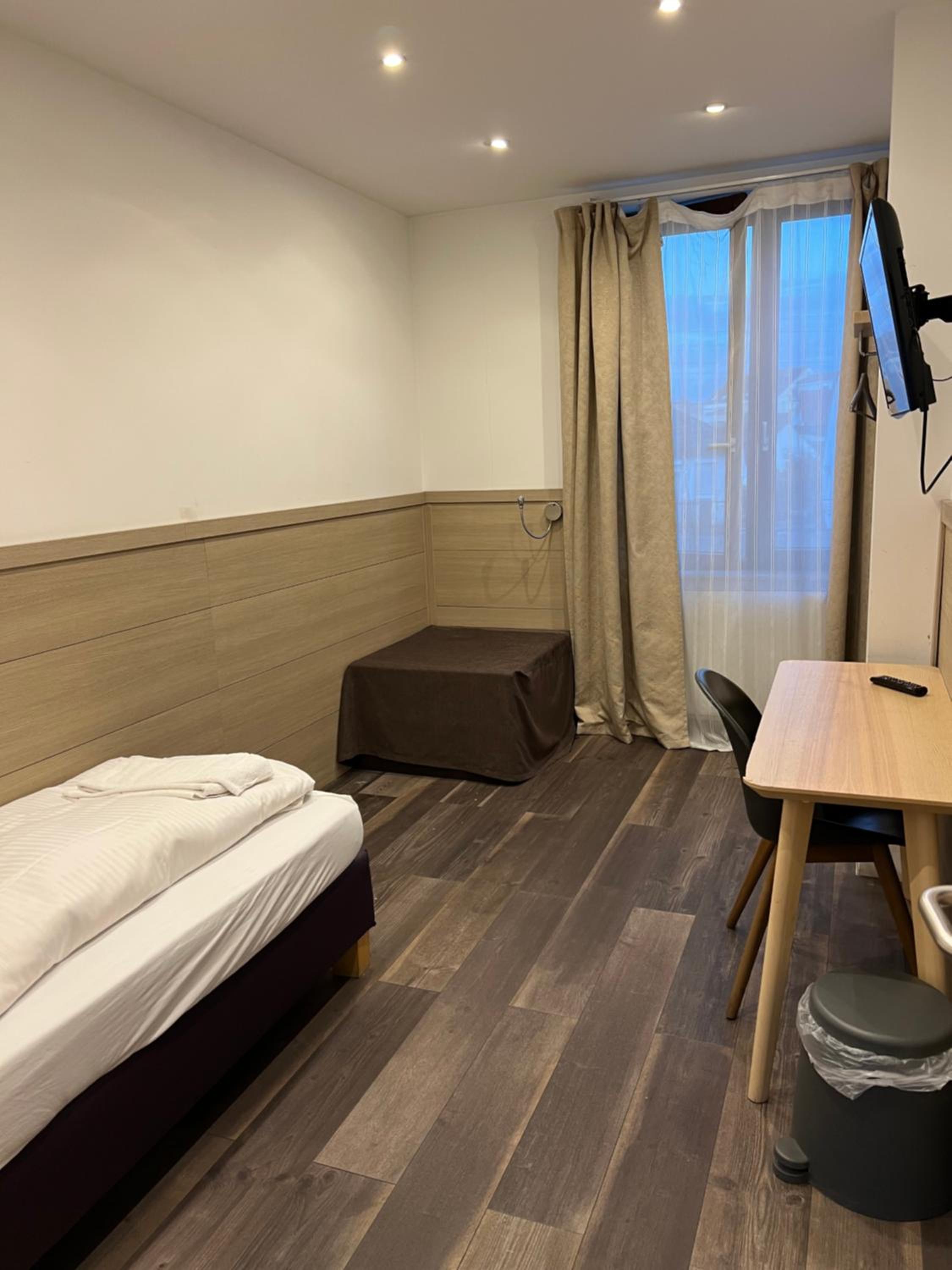 Slamba Hostel