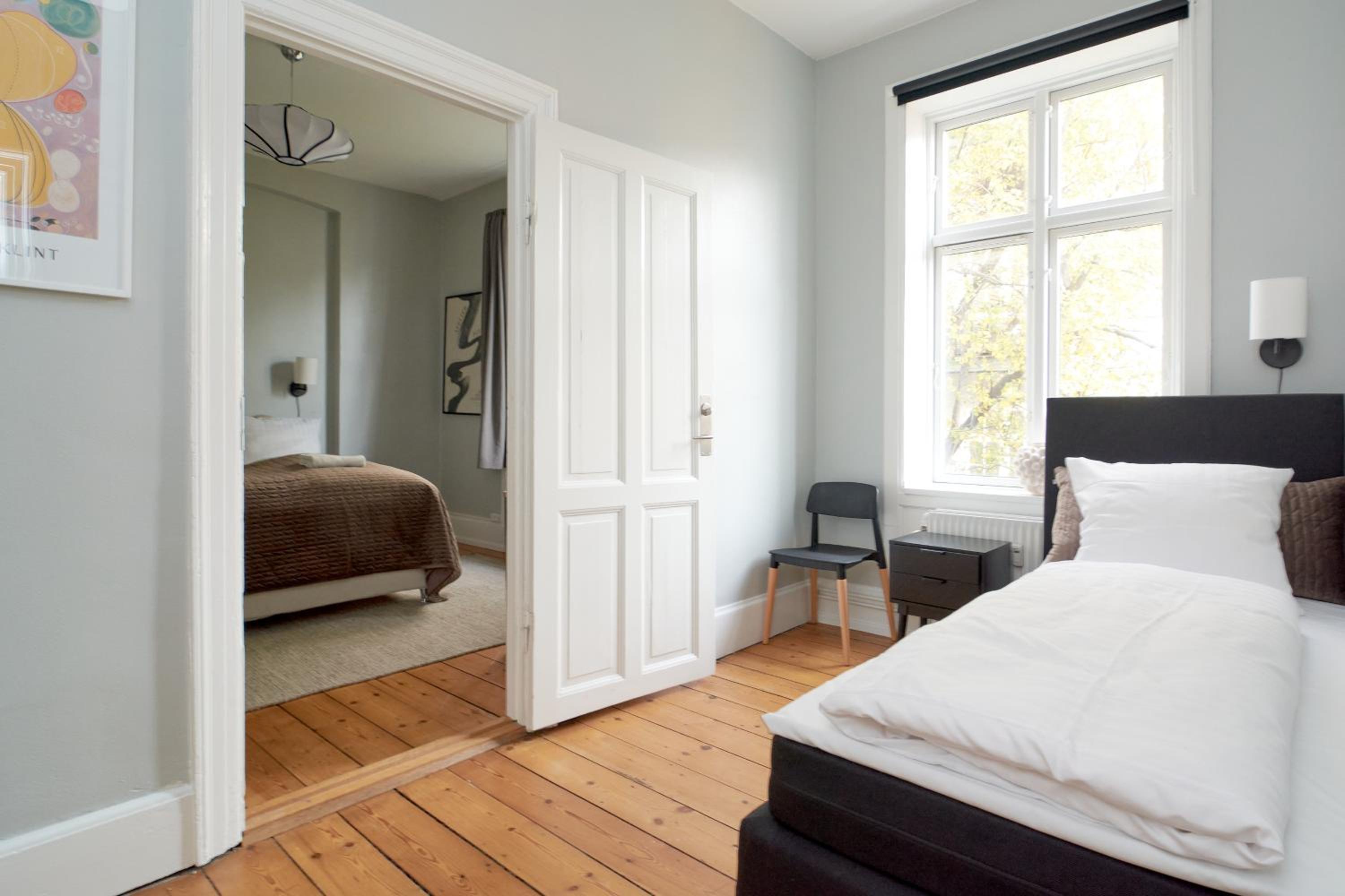 Spacious Scandinavian 3BR Flat in Vibrant Area