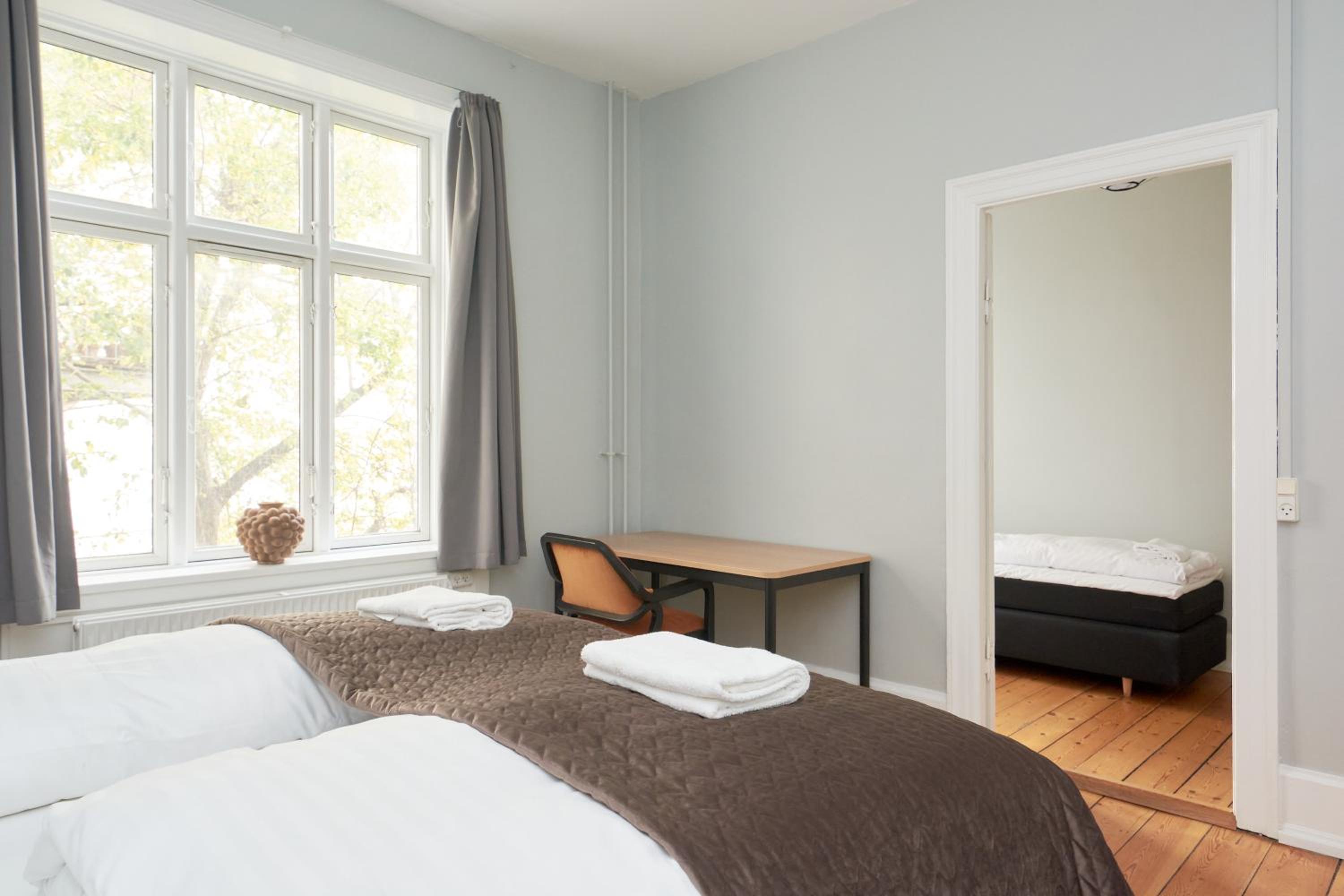 Spacious Scandinavian 3BR Flat in Vibrant Area