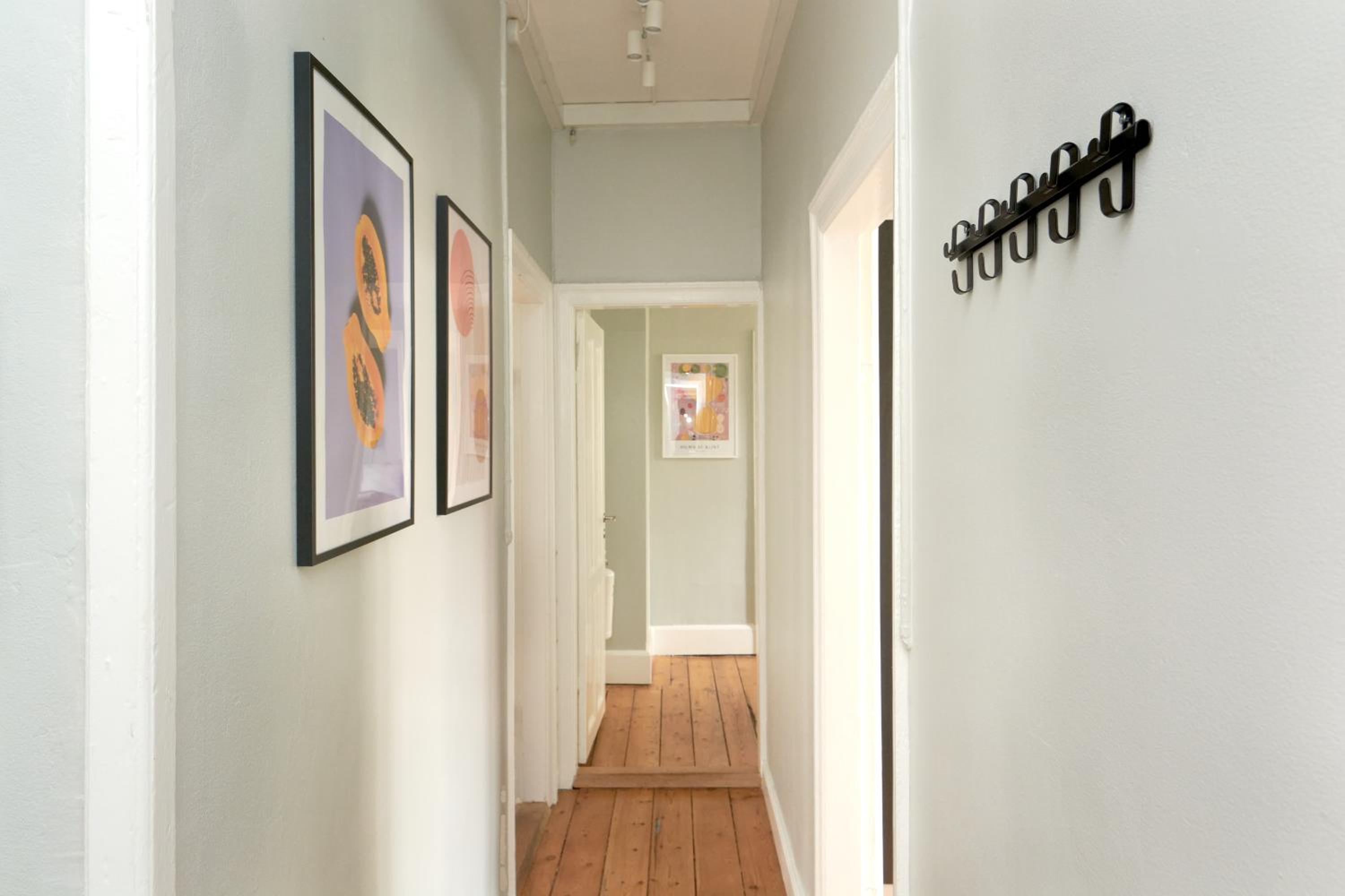 Spacious Scandinavian 3BR Flat in Vibrant Area