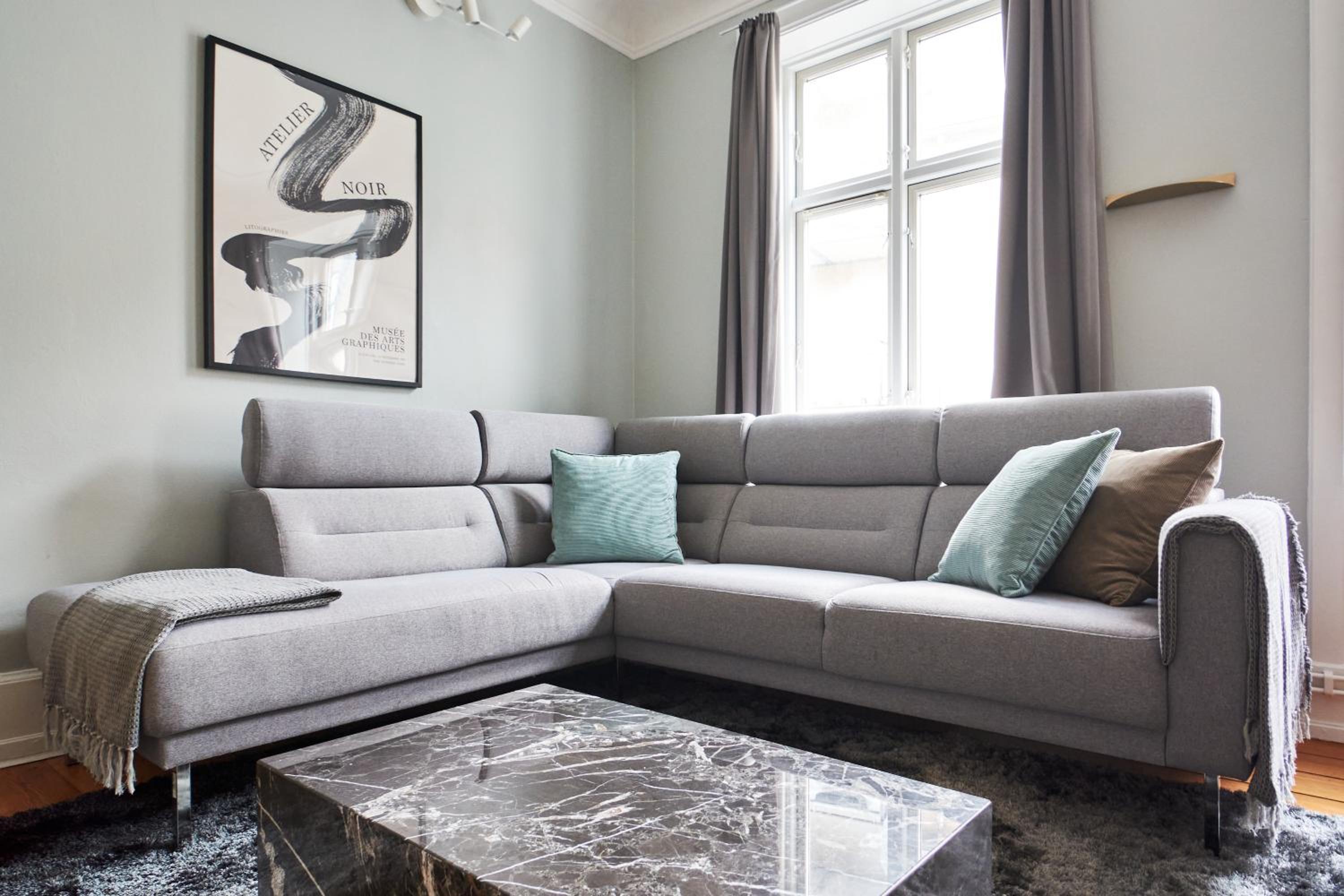 Spacious Scandinavian 3BR Flat in Vibrant Area