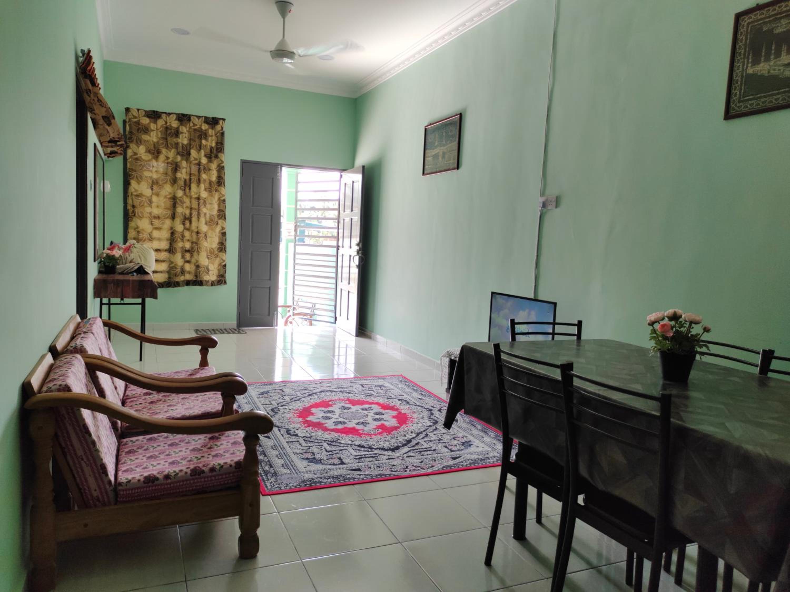 Homestay Pekan Pahang Semi D berWifi photo 4
