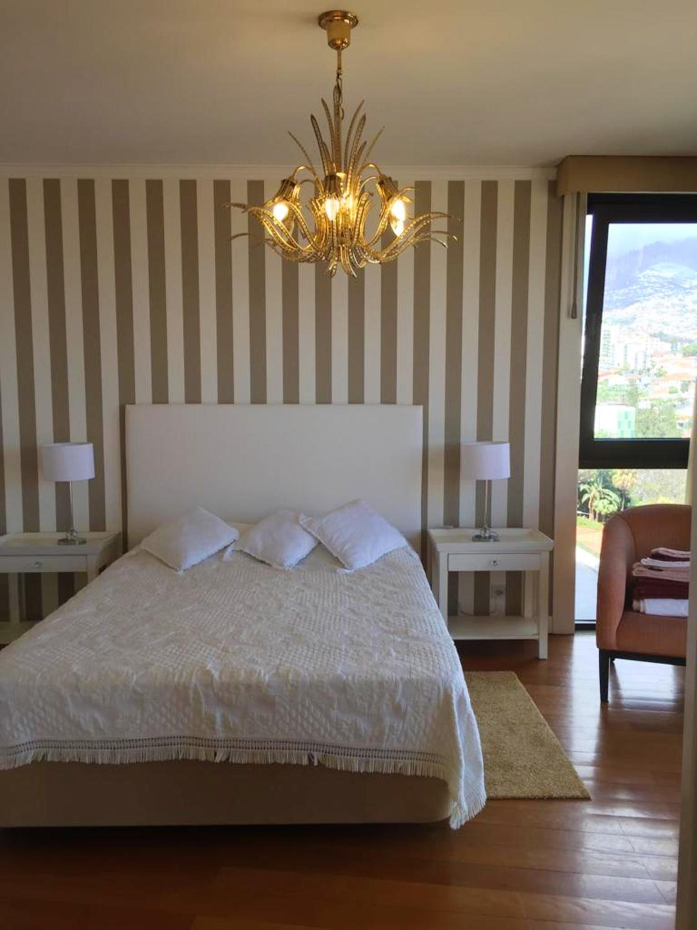 Modern apartment in Funchal 60 m² with shared pool view 3
