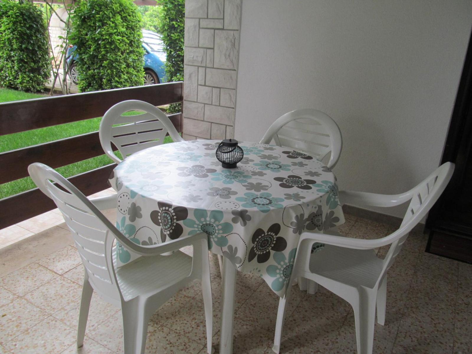 Photo 48