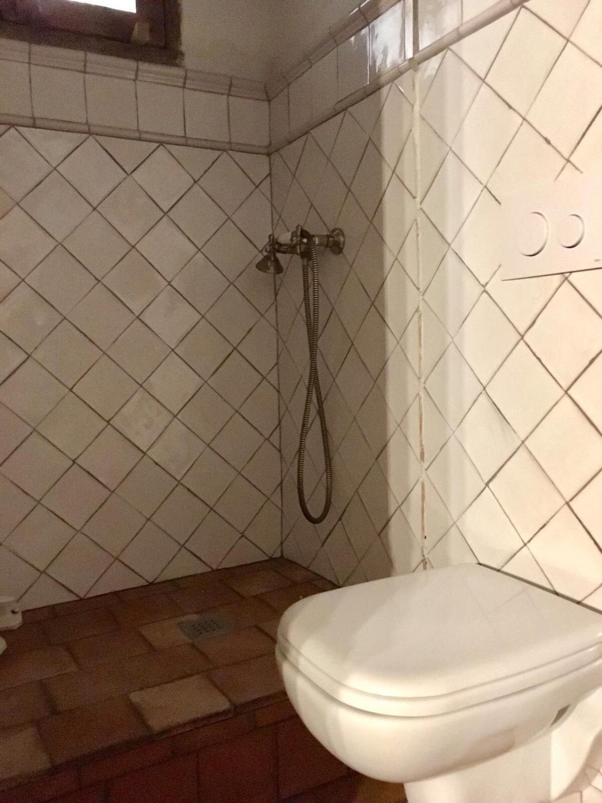 La Casa Amarilla