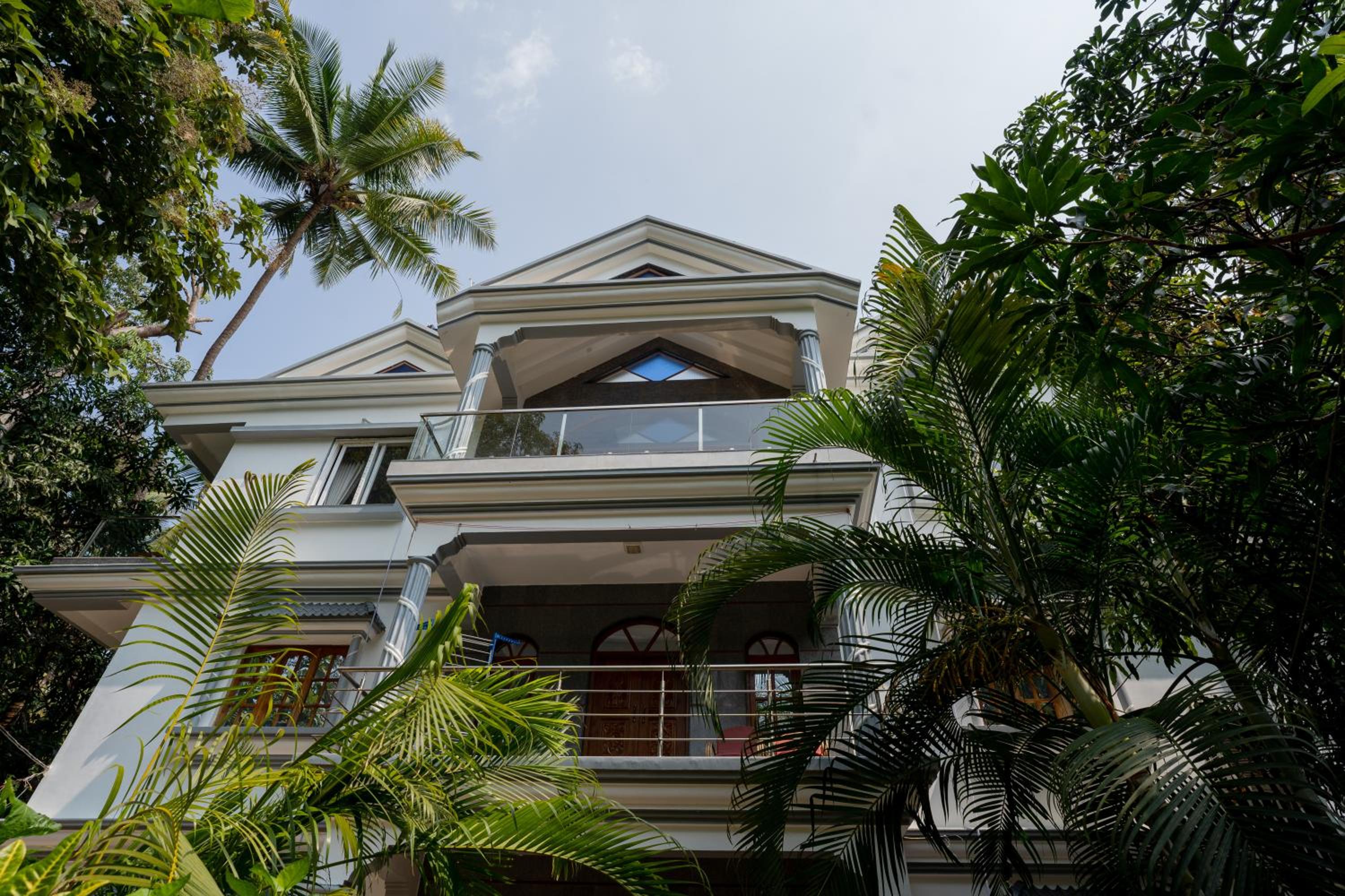 Palolem Apartments