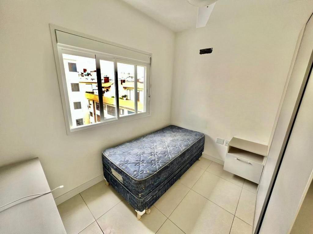 Apartamento completo com ótima localização view 5