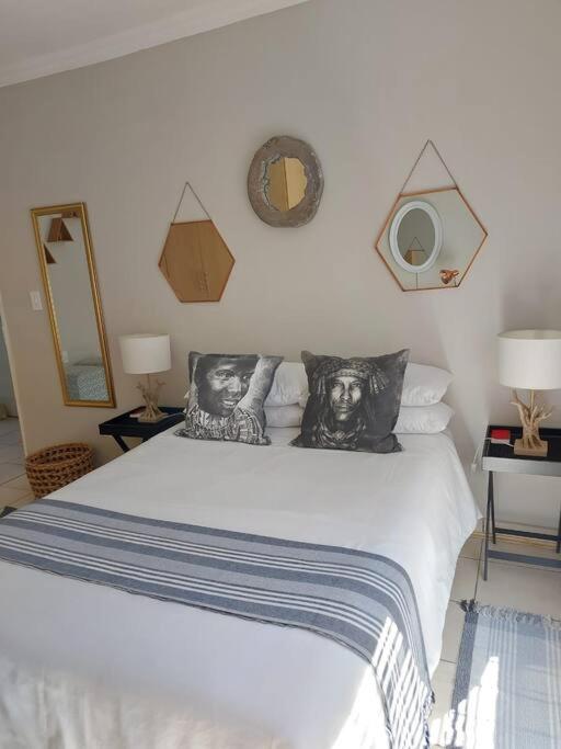 Business Travel/ Family Villa - Spacious Villa view 3