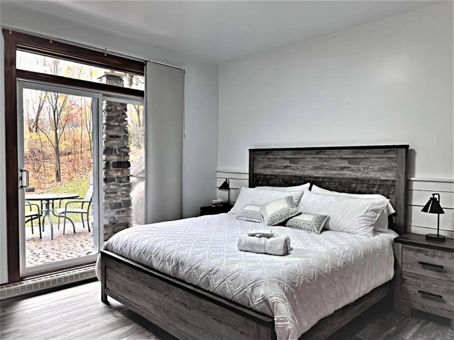 Tremblant Les Eaux 227-1 by Escapades Tremblant