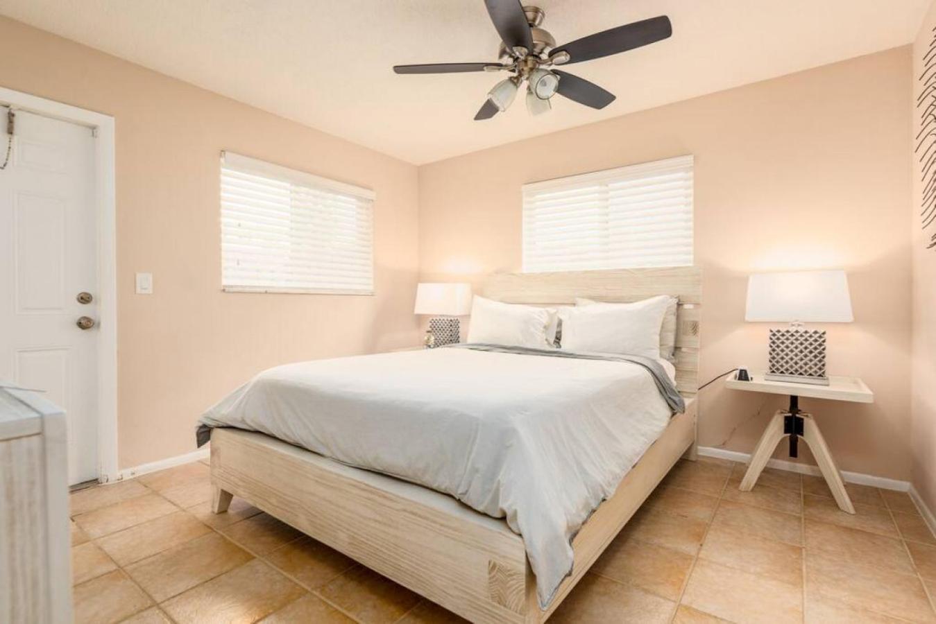 The Retreat 1 - Wilton Manors view 2