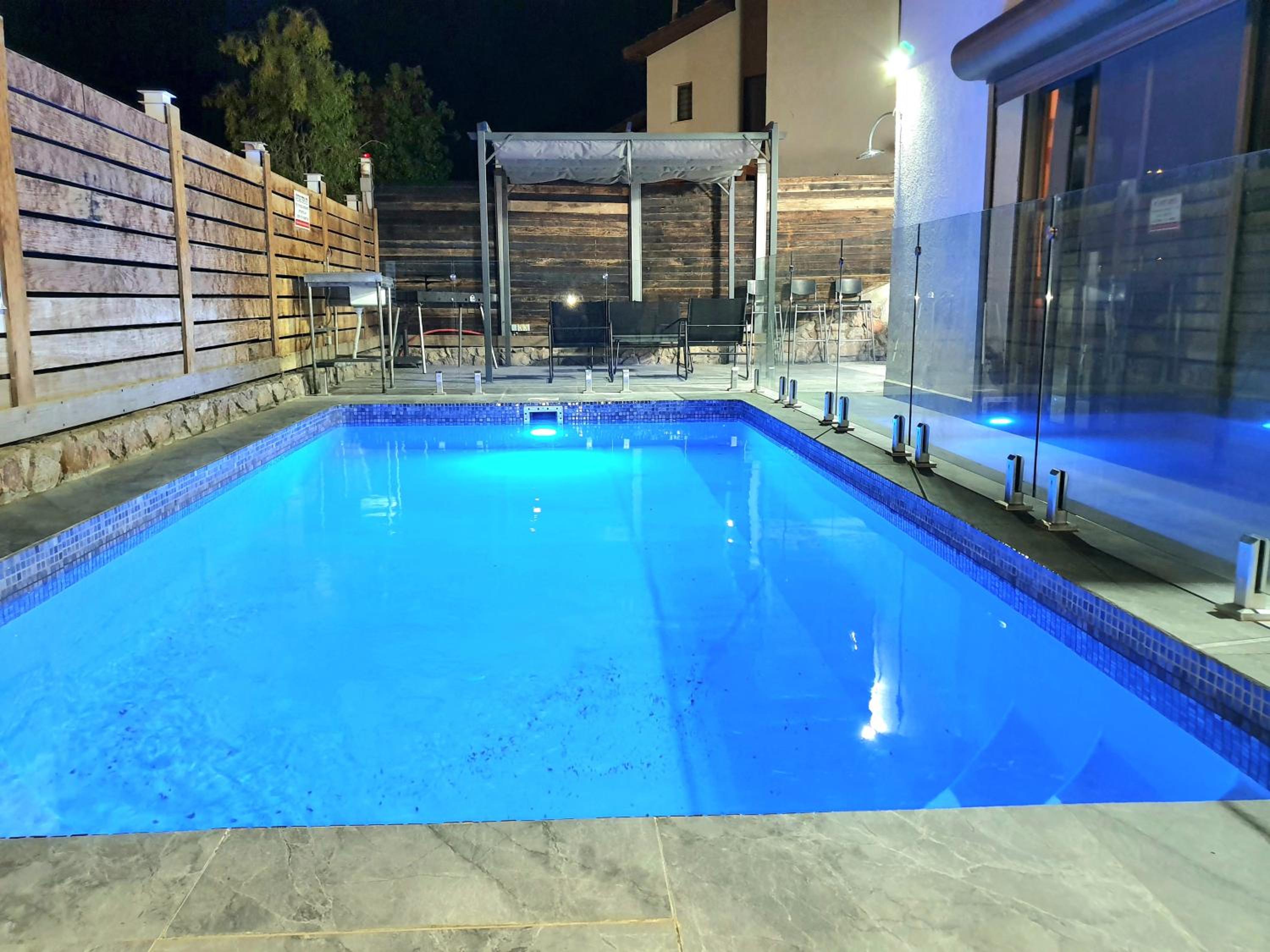 VILLA SITVANiT- וילה סיתוונית by barak royal suites view 2