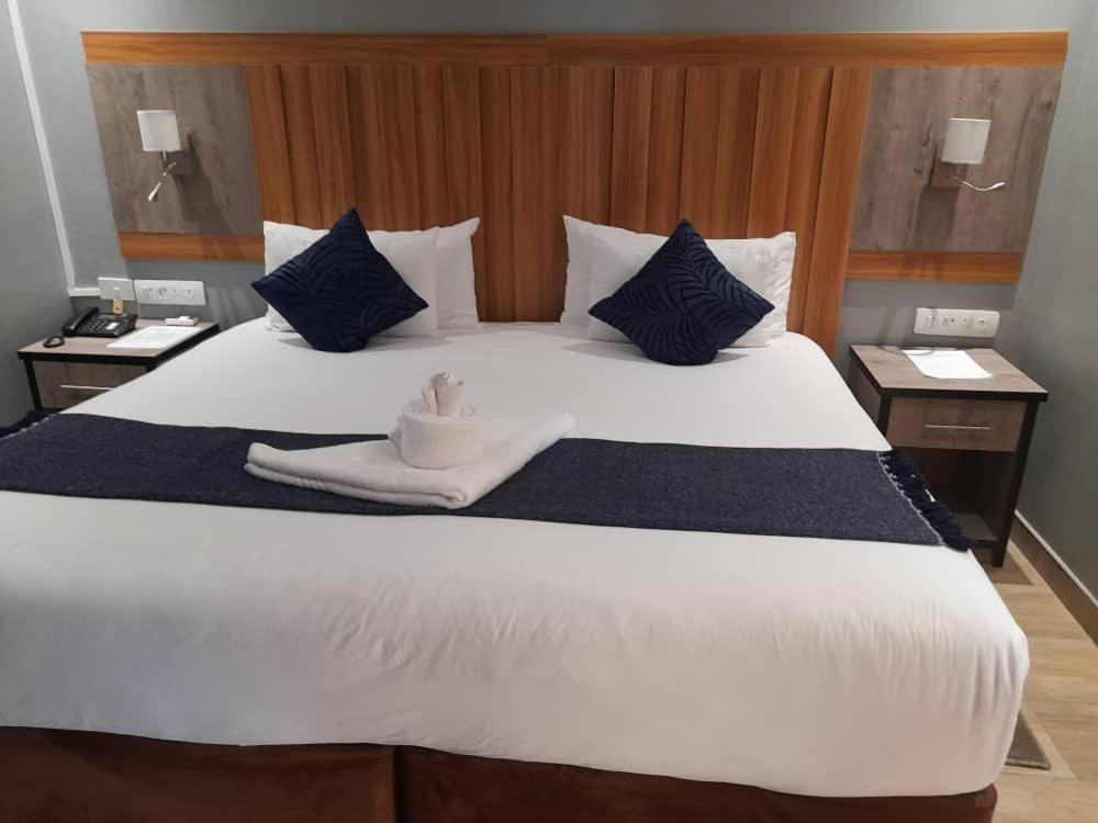 Starlight Inn