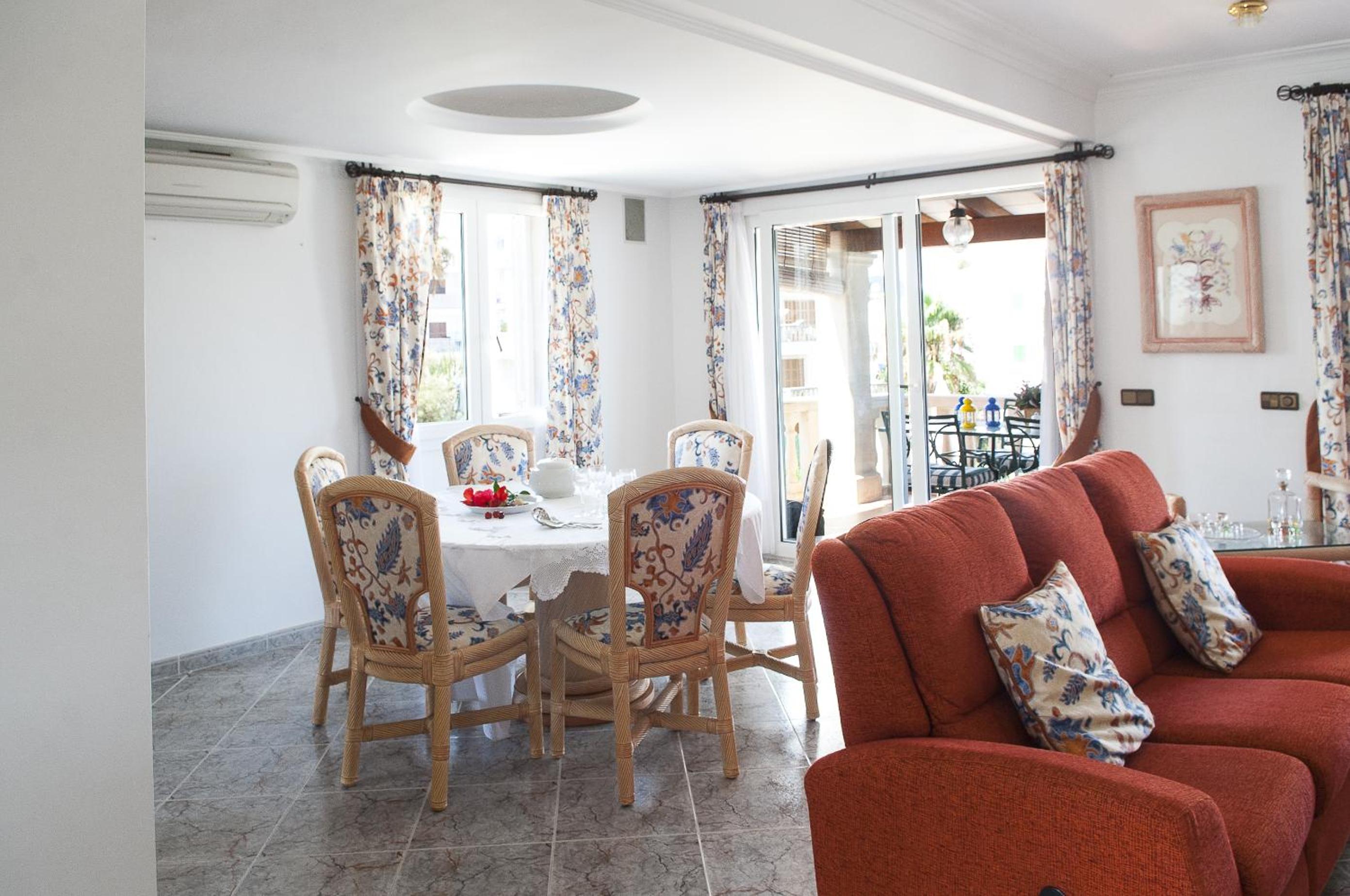 Villa Marsal en Portocolom — dining