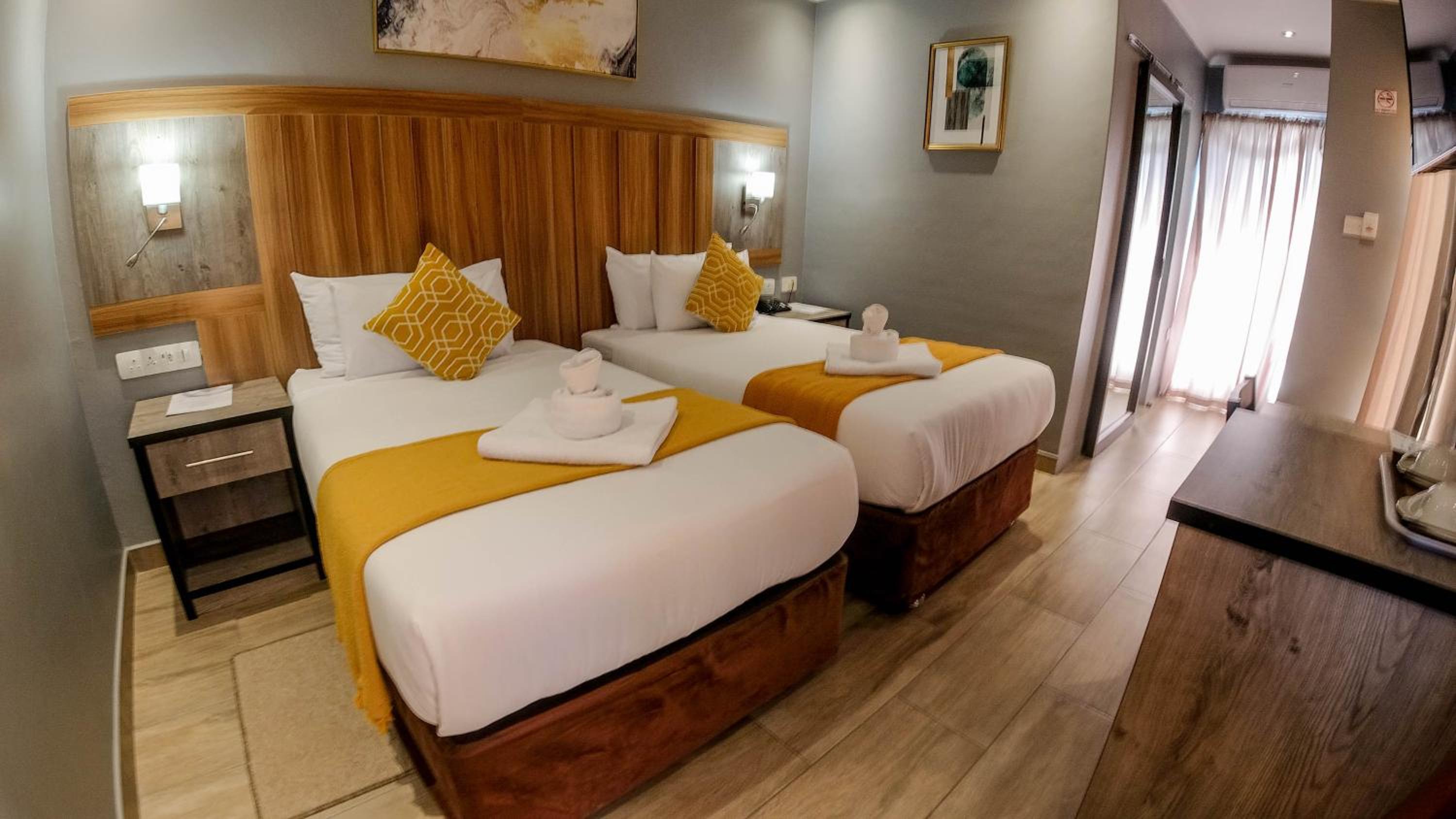 Starlight Inn