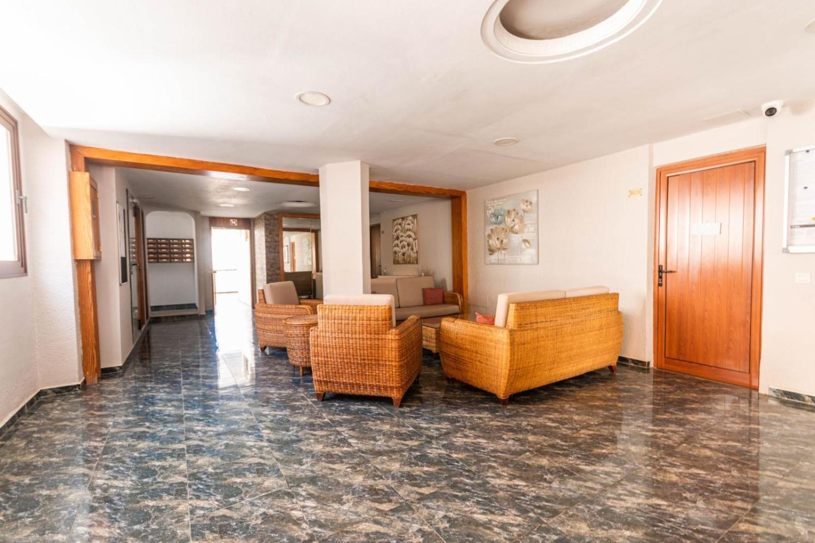 Golden Sunny View Apartment