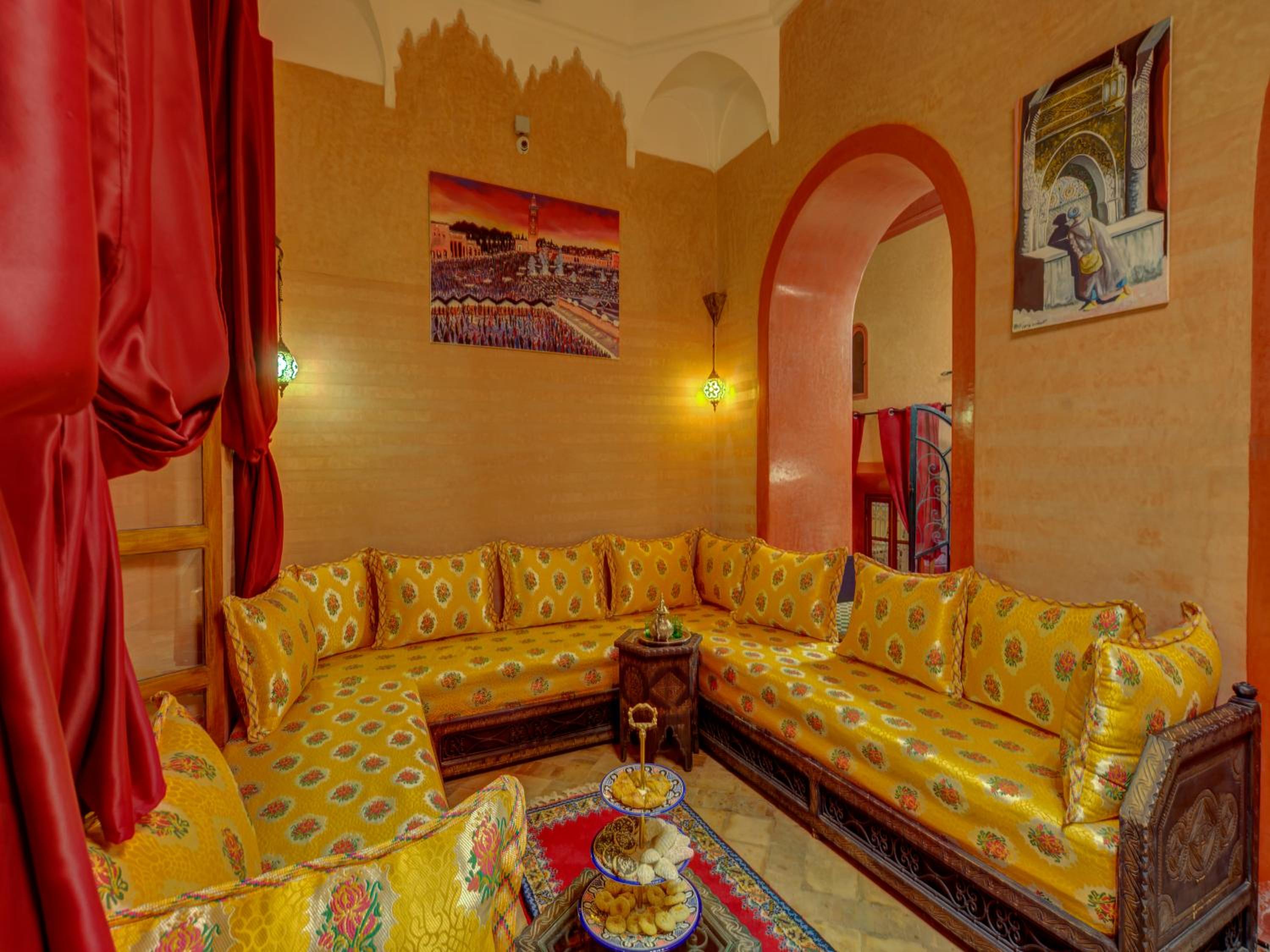 lounge
