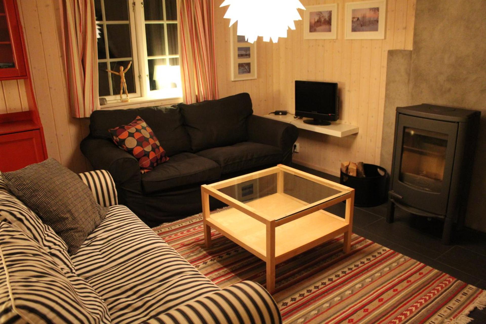 Gålå Fjellhytte - cabin with sauna and whirlpool tub view 4