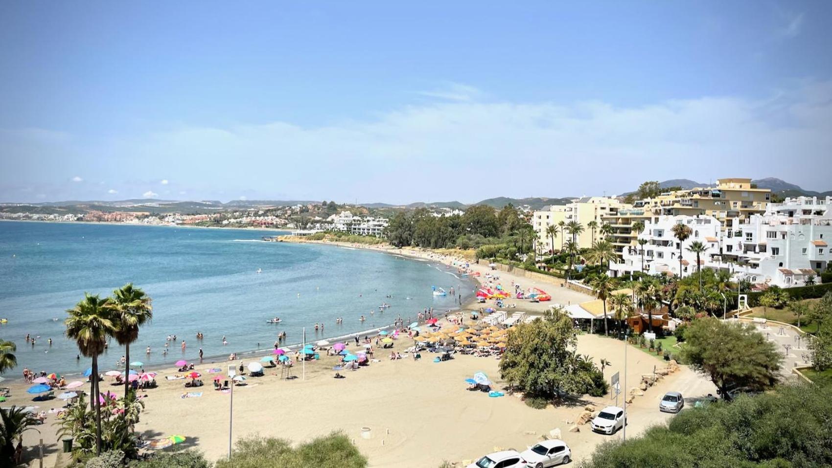 Estepona Place - Spacious family city apartment