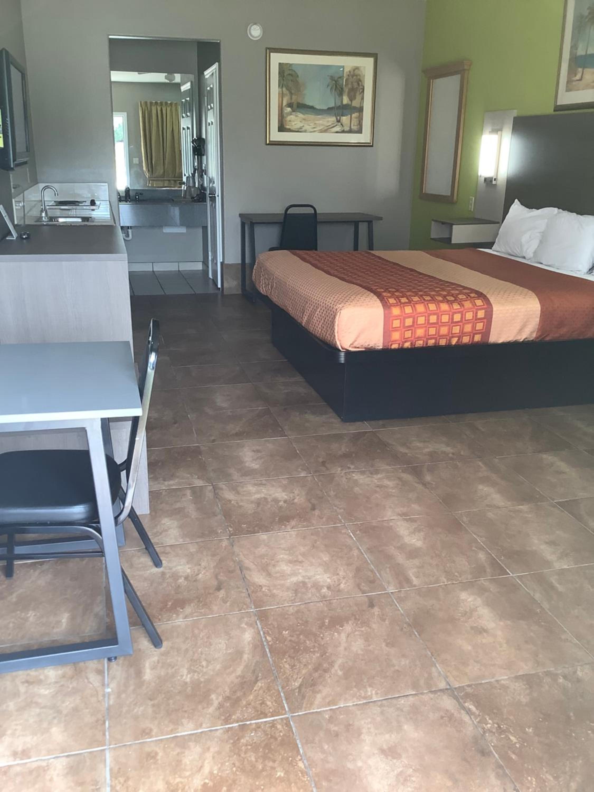 McAllen Vacations - Texas Inn - Welasco/Mercedes - Property Image 5