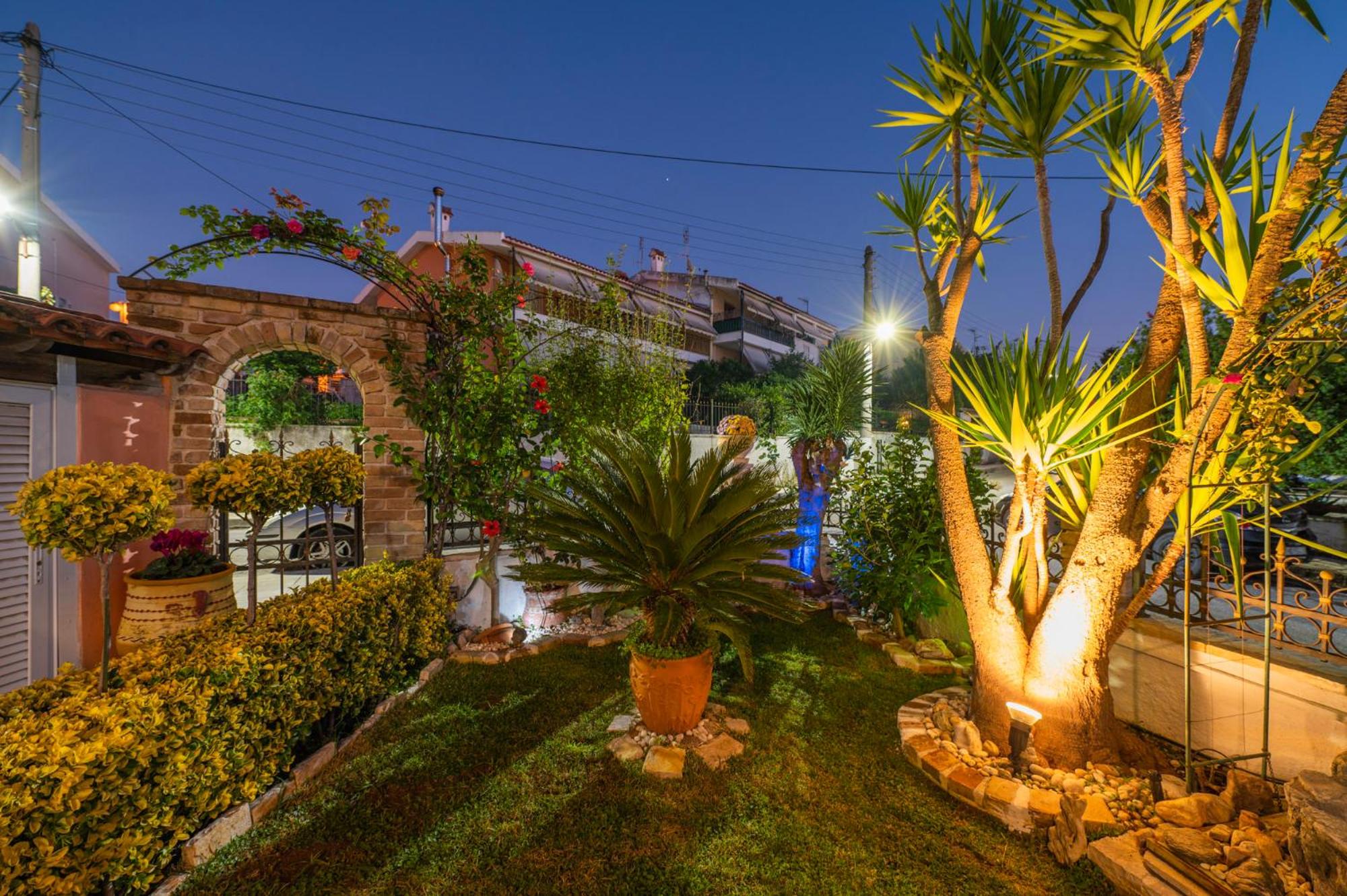 Spirelas House Private Parking 15min from town view 2