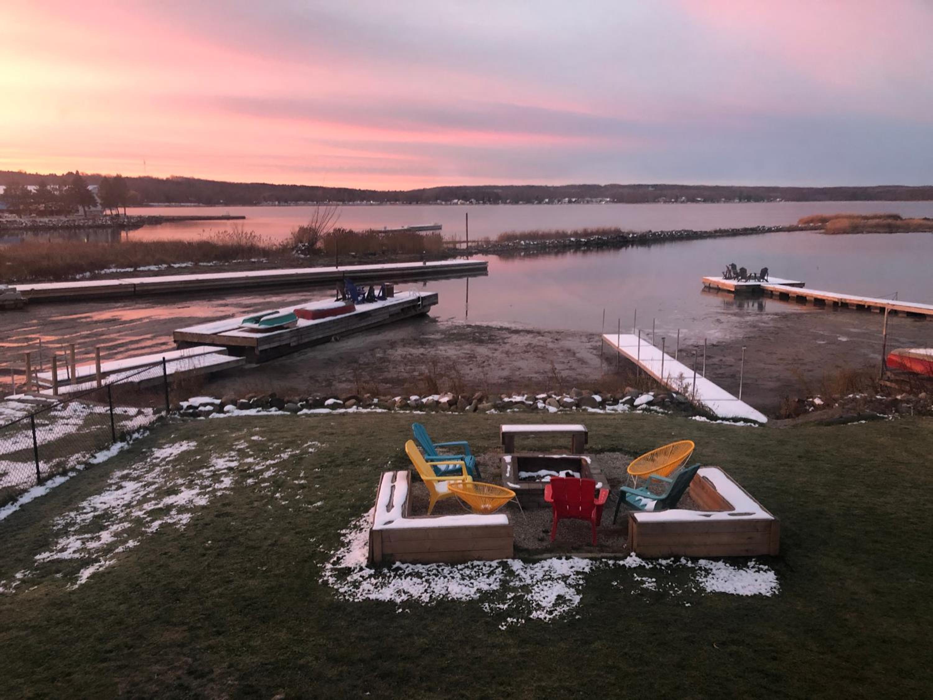 Peaceful Waterfront Cottage on Georgian Bay