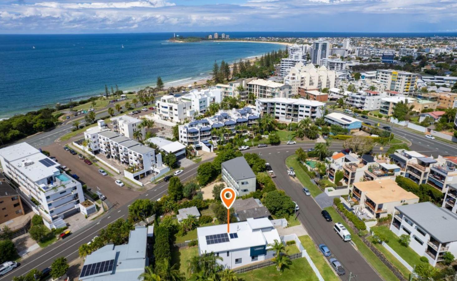 GEORGE8- THE ULTIMATE, FAMILY BEACH HOUSE!