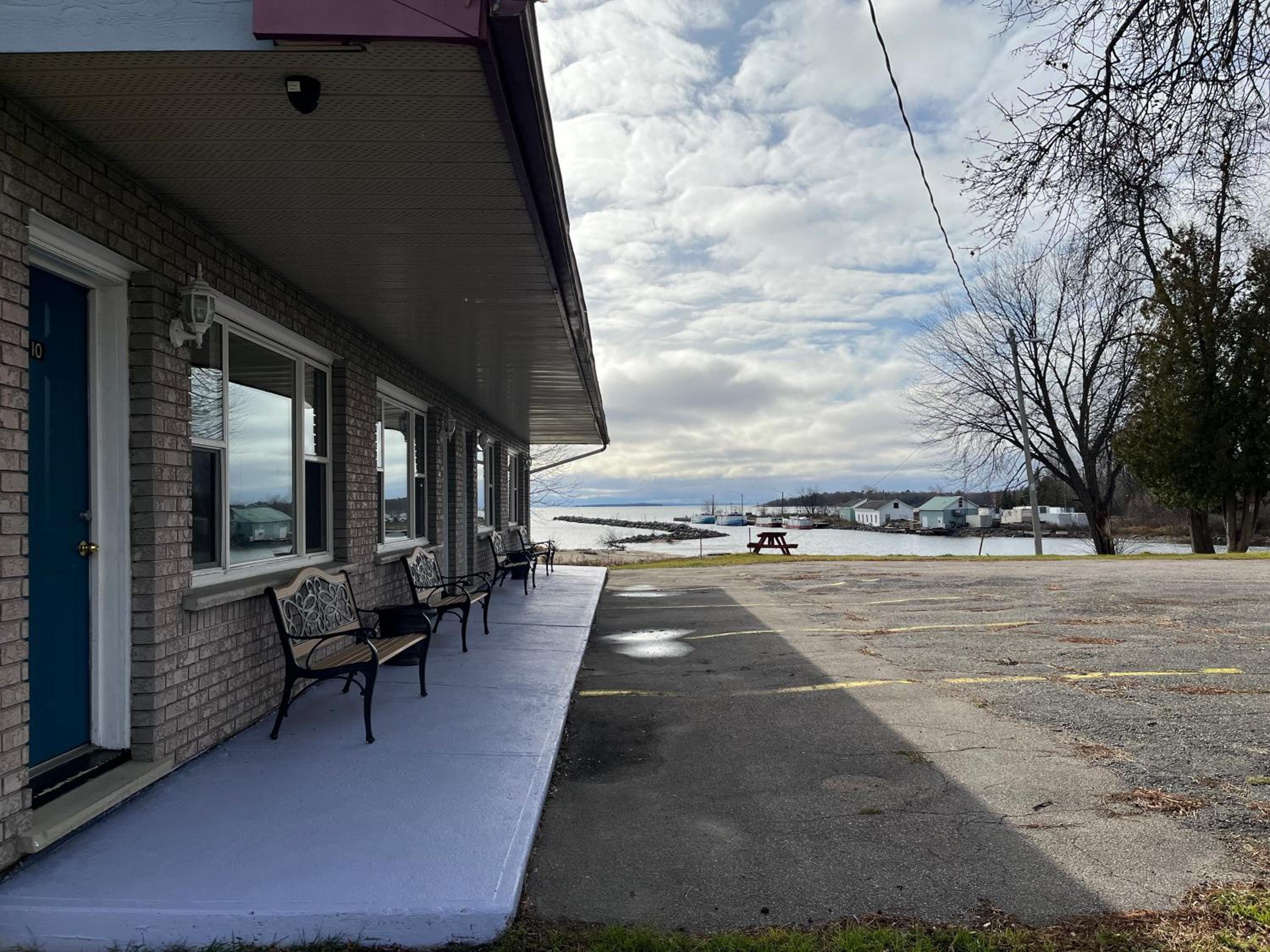 Old Mill Motel
