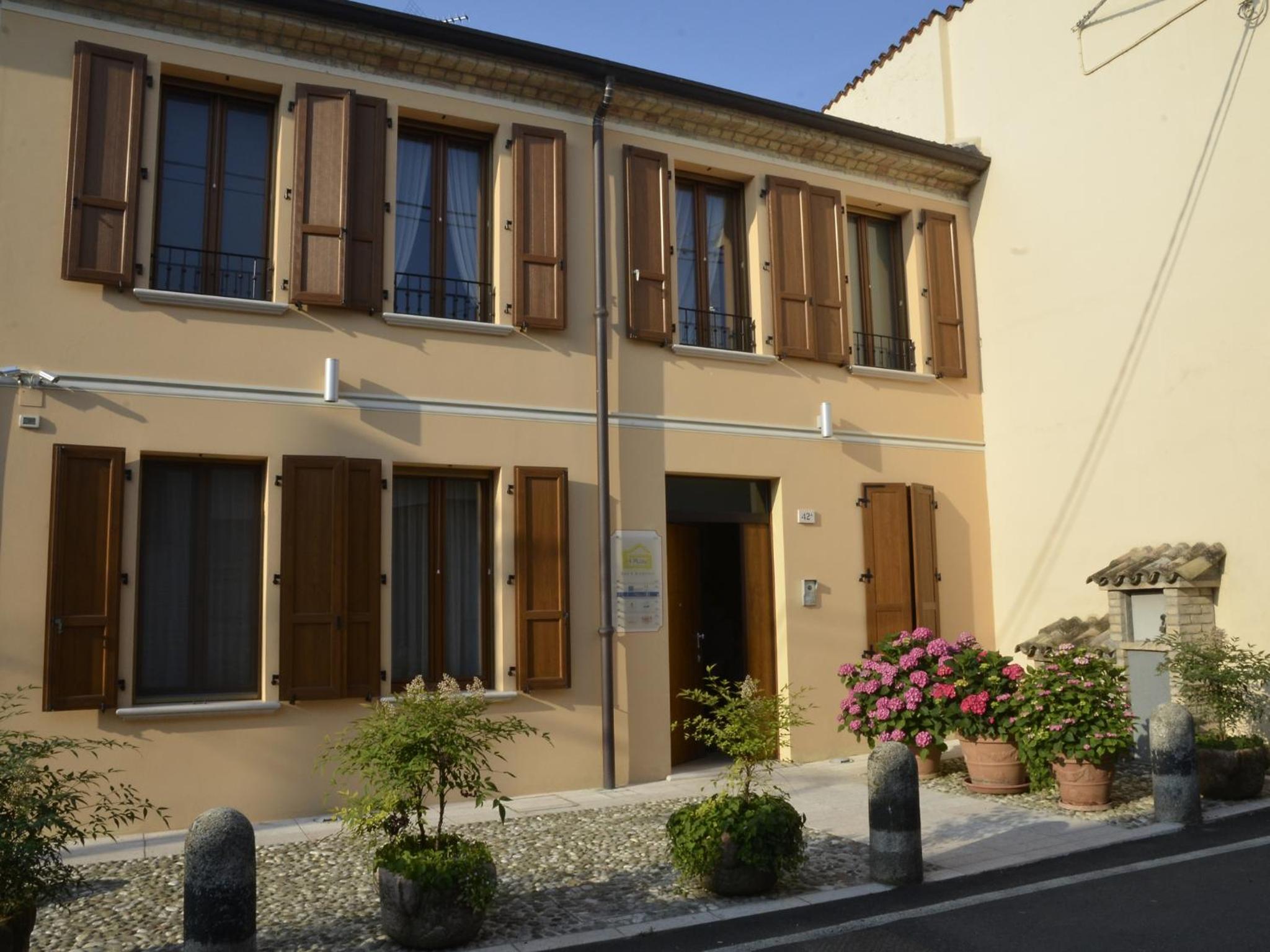 9 Muse Bed and Breakfast