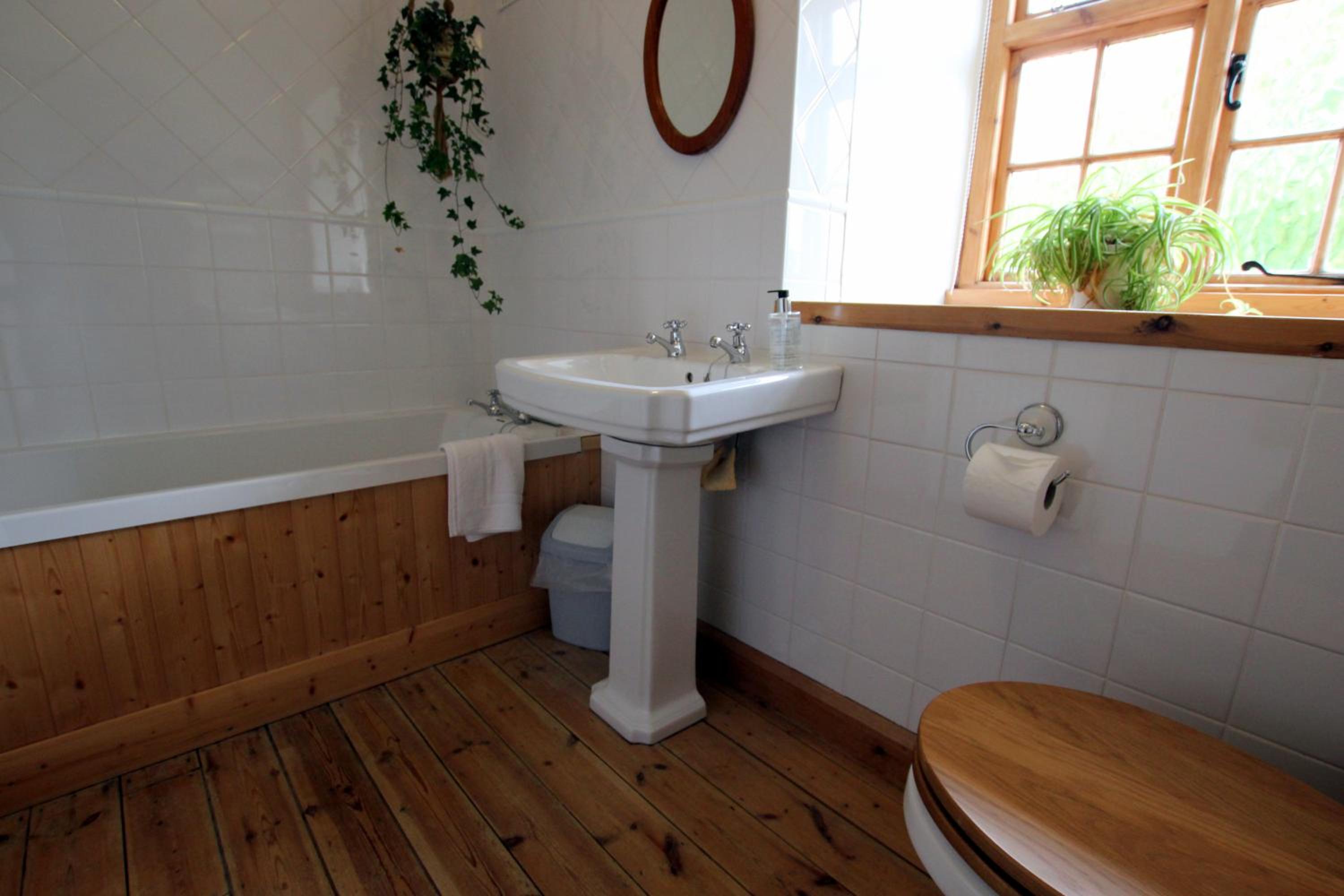 Larkrise Cottage Bed And Breakfast