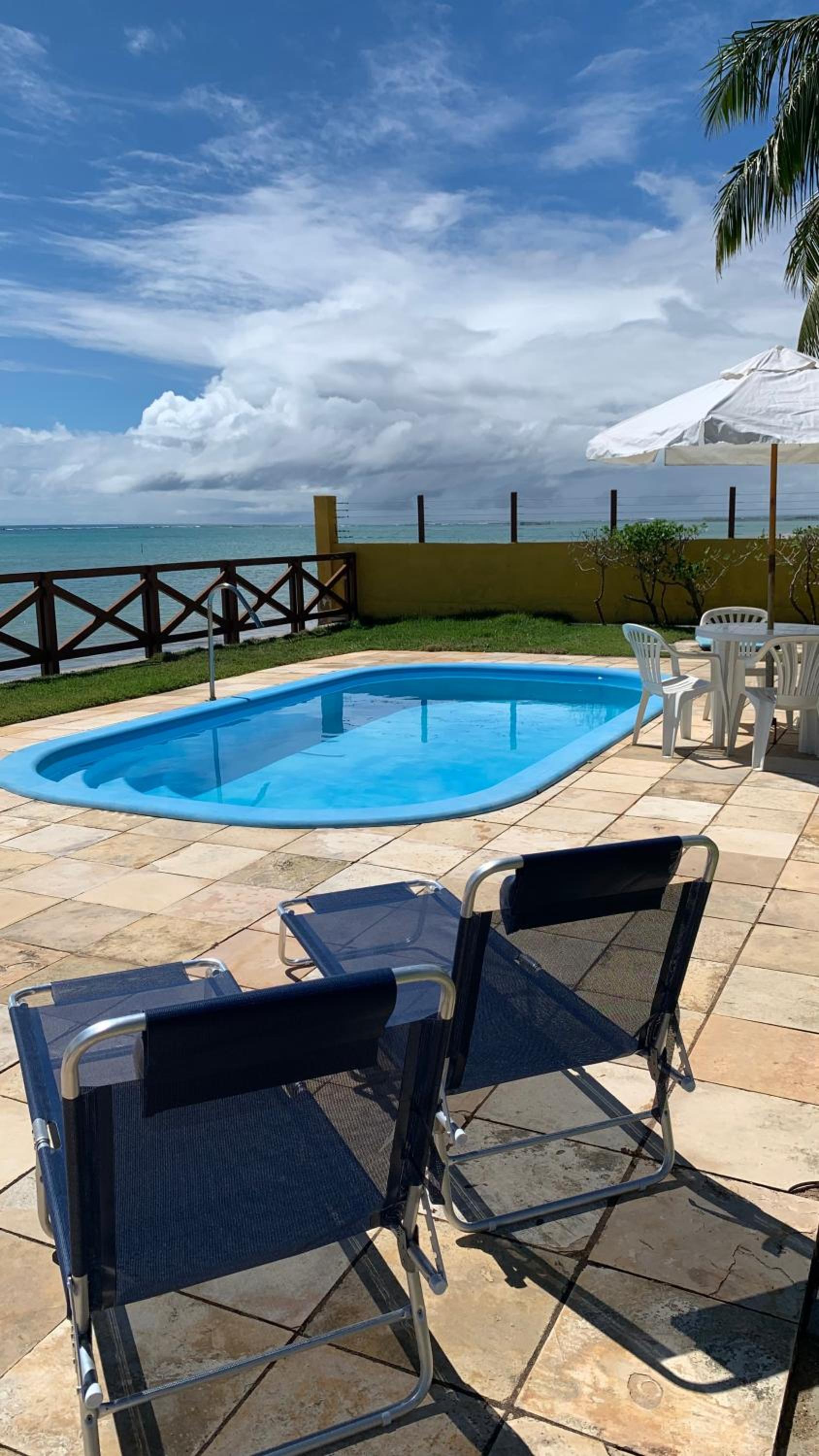 Casa à Beira Mar, piscina e 4 suítes na praia de Ipioca-Maceió-AL - Vila Ipioca