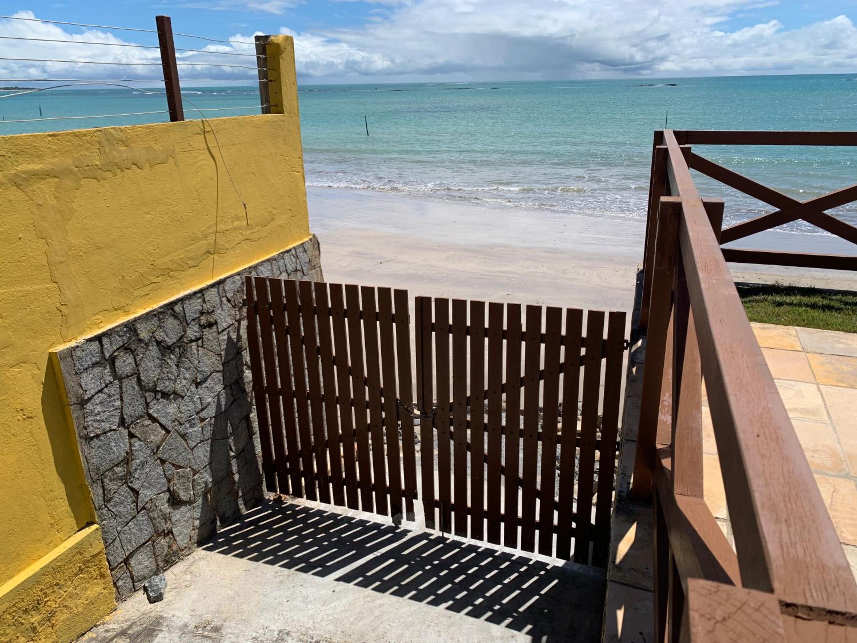 Casa à Beira Mar, piscina e 4 suítes na praia de Ipioca-Maceió-AL - Vila Ipioca