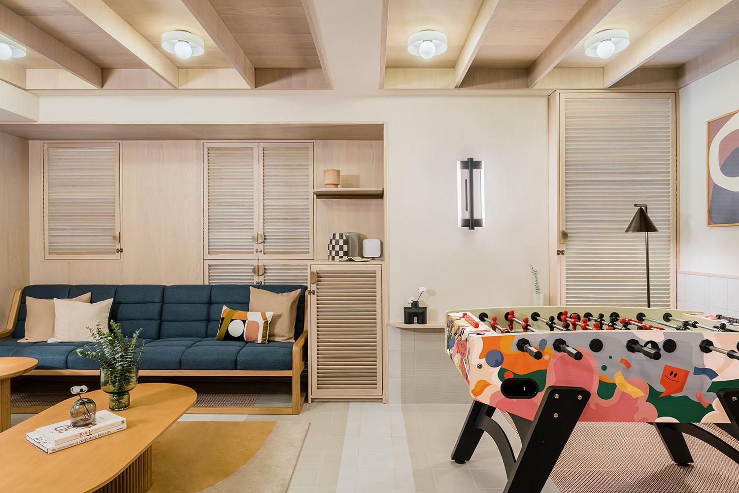 YING'nFLO, Hong Kong, Wan Chai - Langham Hospitality Group - Image 3