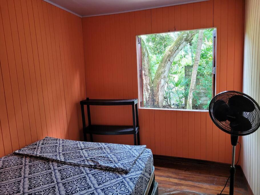 CASA VERO CAHUITA, A 100 M. DEL PARQUE NACIONAL