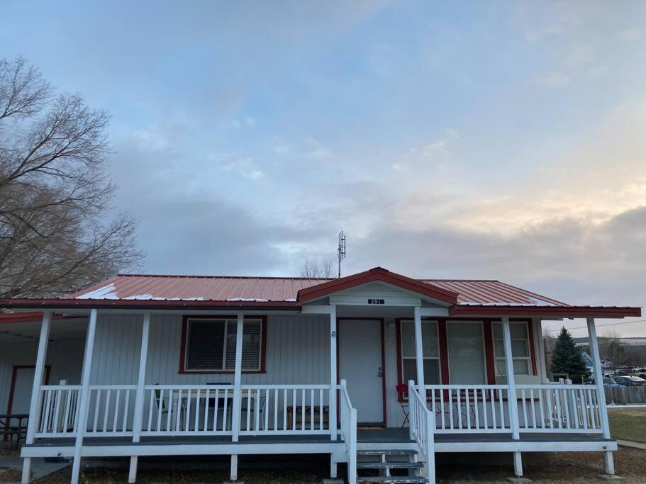 Bryce’s Zion House by Bryce Canyon National Park! view 4