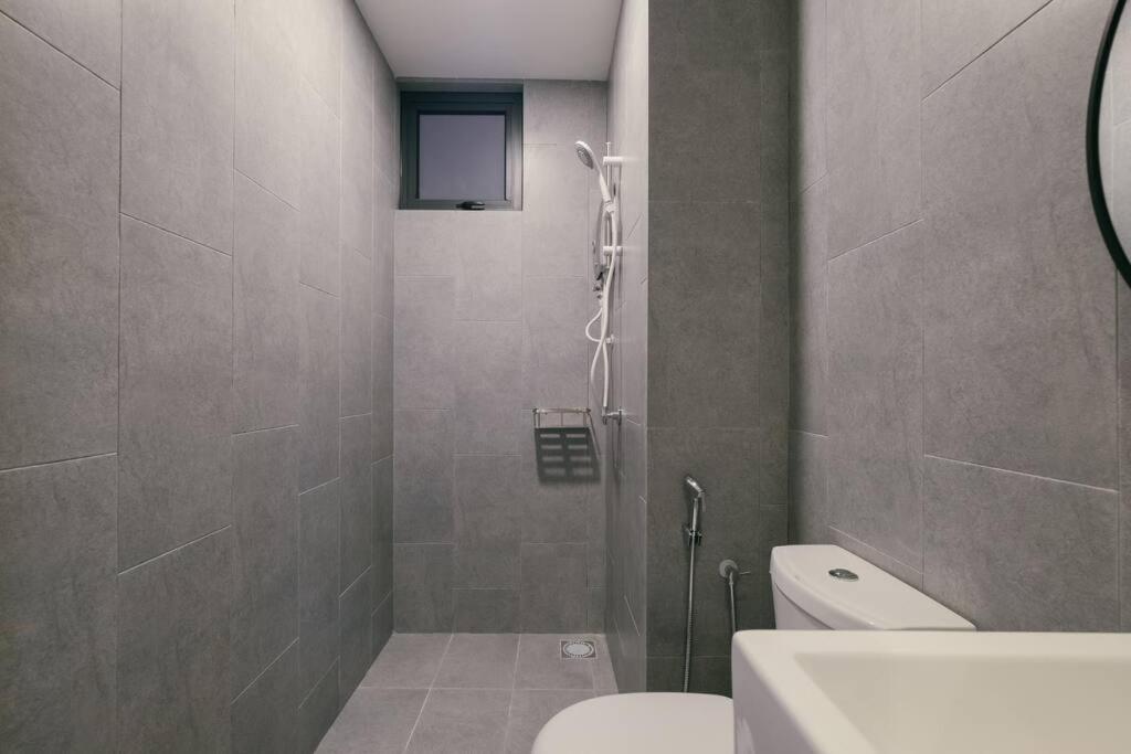 M Vertica Muji Style Infinity Pool Sunway Velocity 3BR 7pax