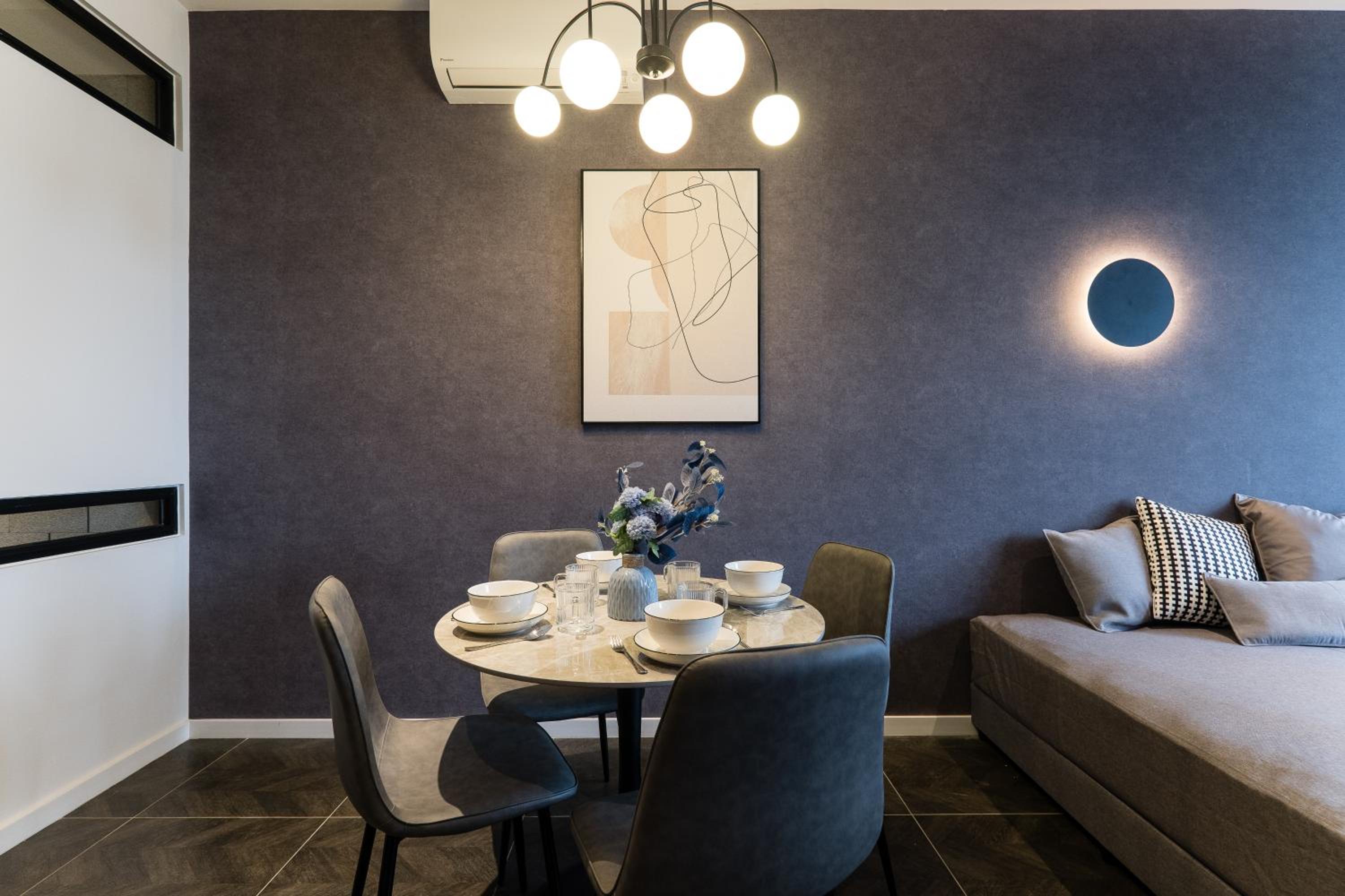 Scarletz KLCC Studio Suites 4 pax Luxury Modern Style WiFi 100Mbps