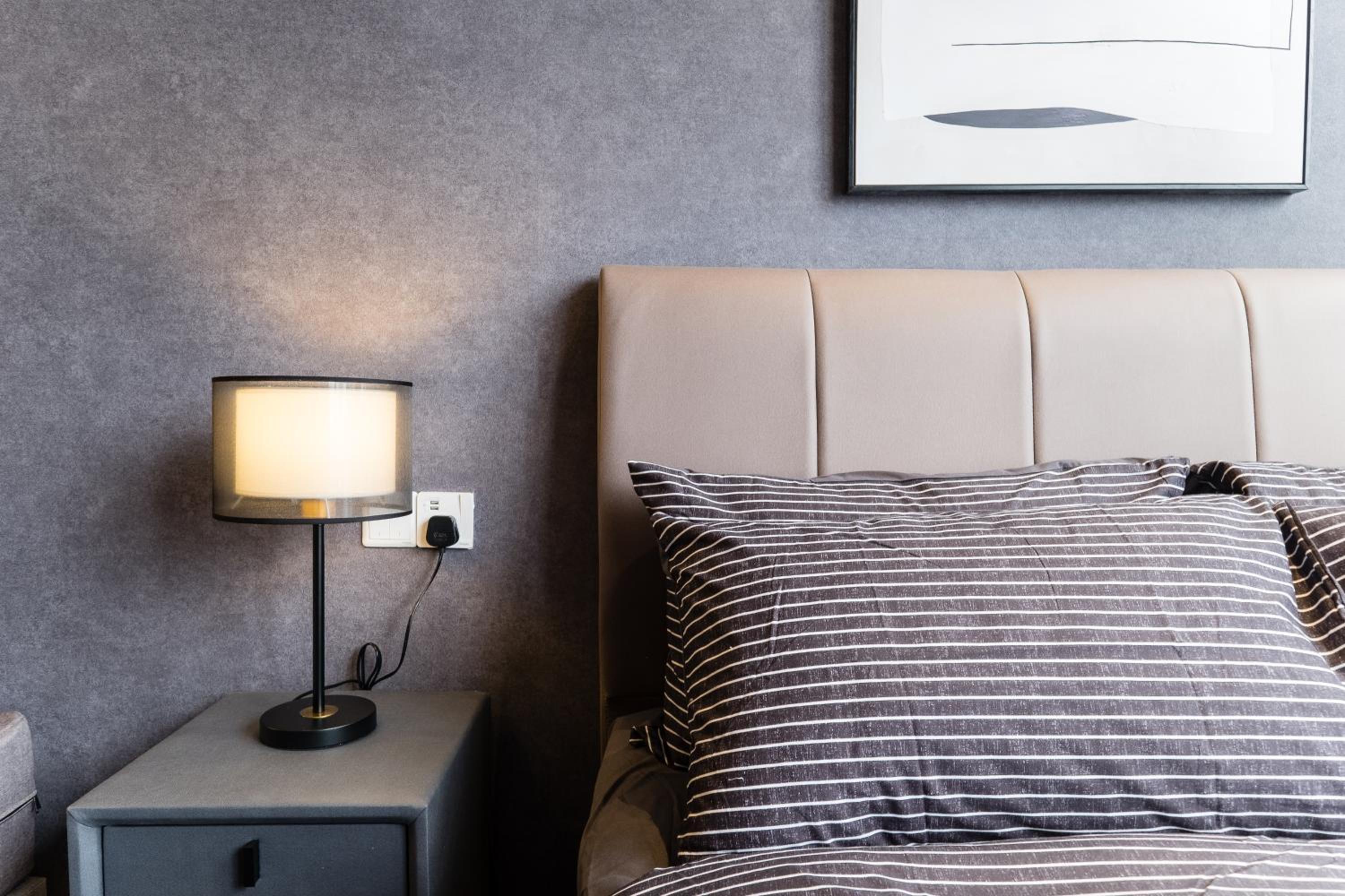 Scarletz KLCC Studio Suites 4 pax Luxury Modern Style WiFi 100Mbps