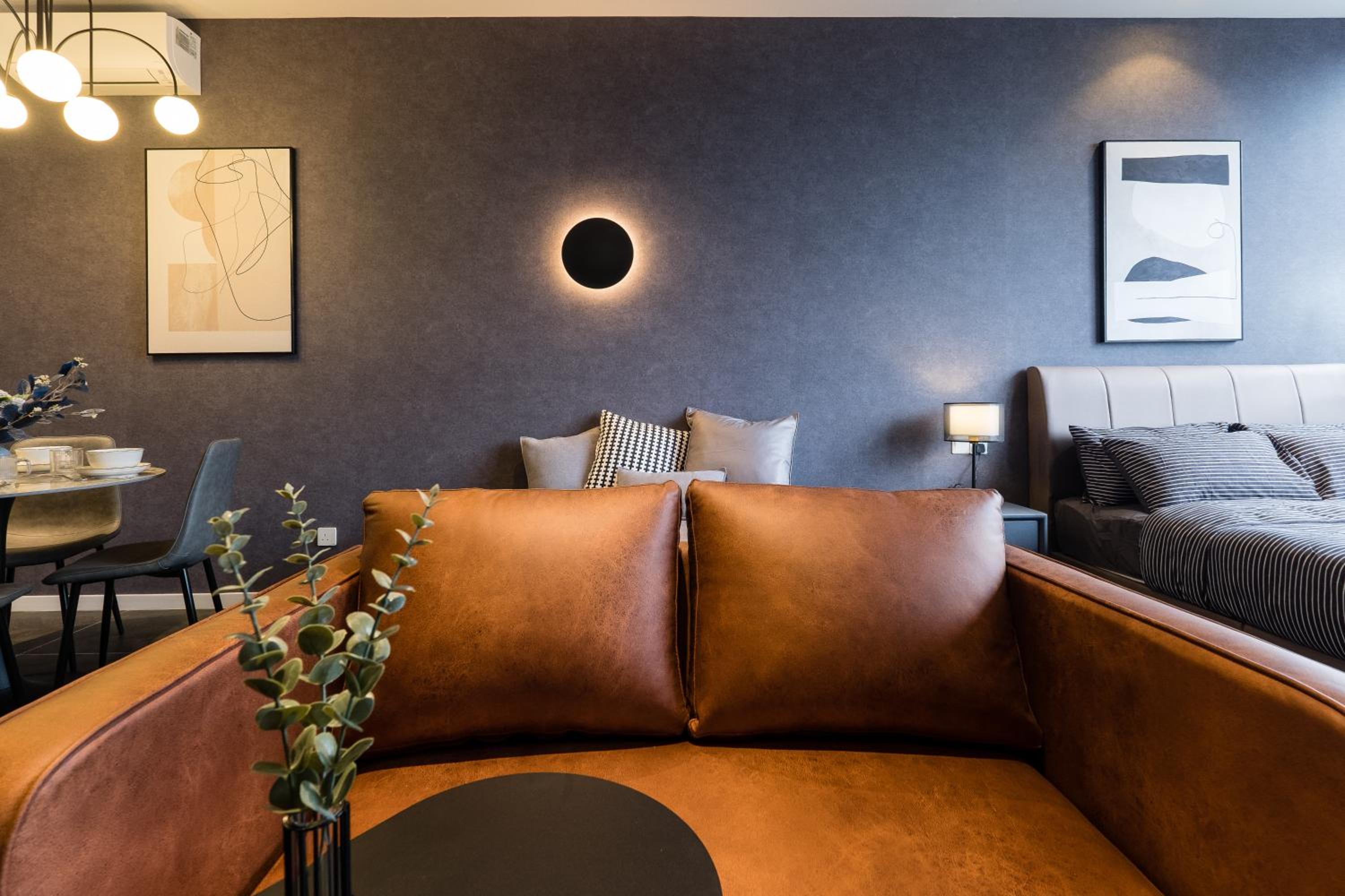 Scarletz KLCC Studio Suites 4 pax Luxury Modern Style WiFi 100Mbps