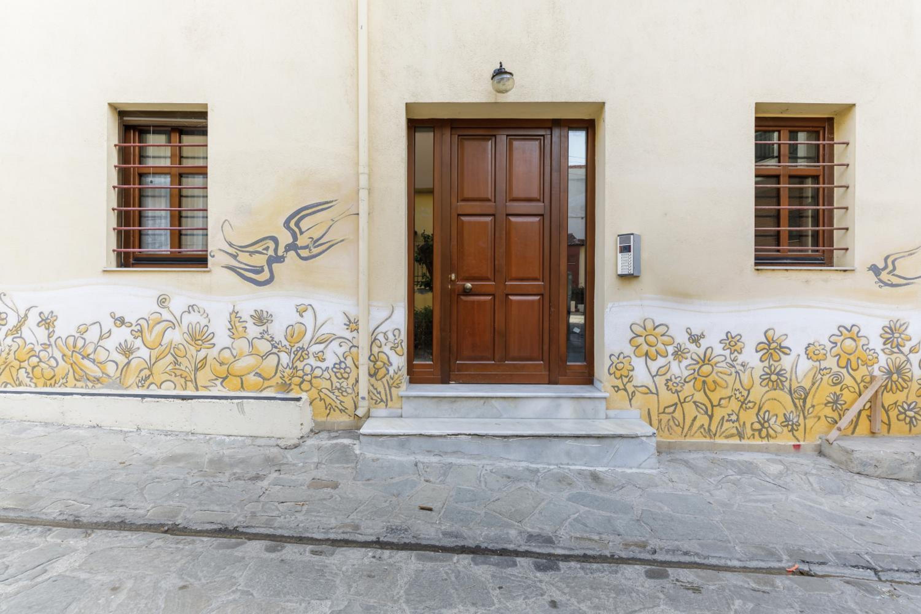 PEARL STUDIO free private parking of stayinthess view 2