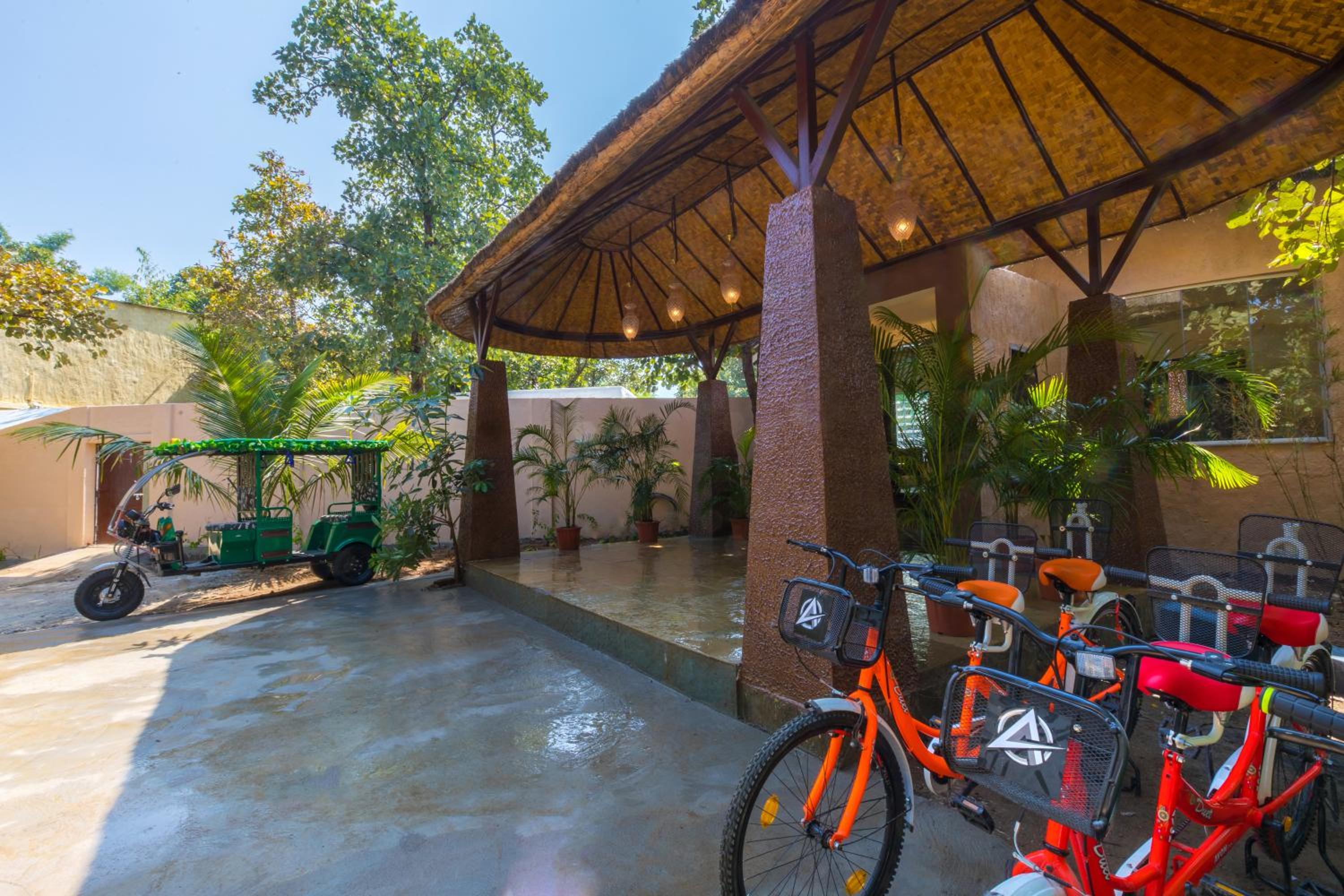 Sterling Padam Pench view 5