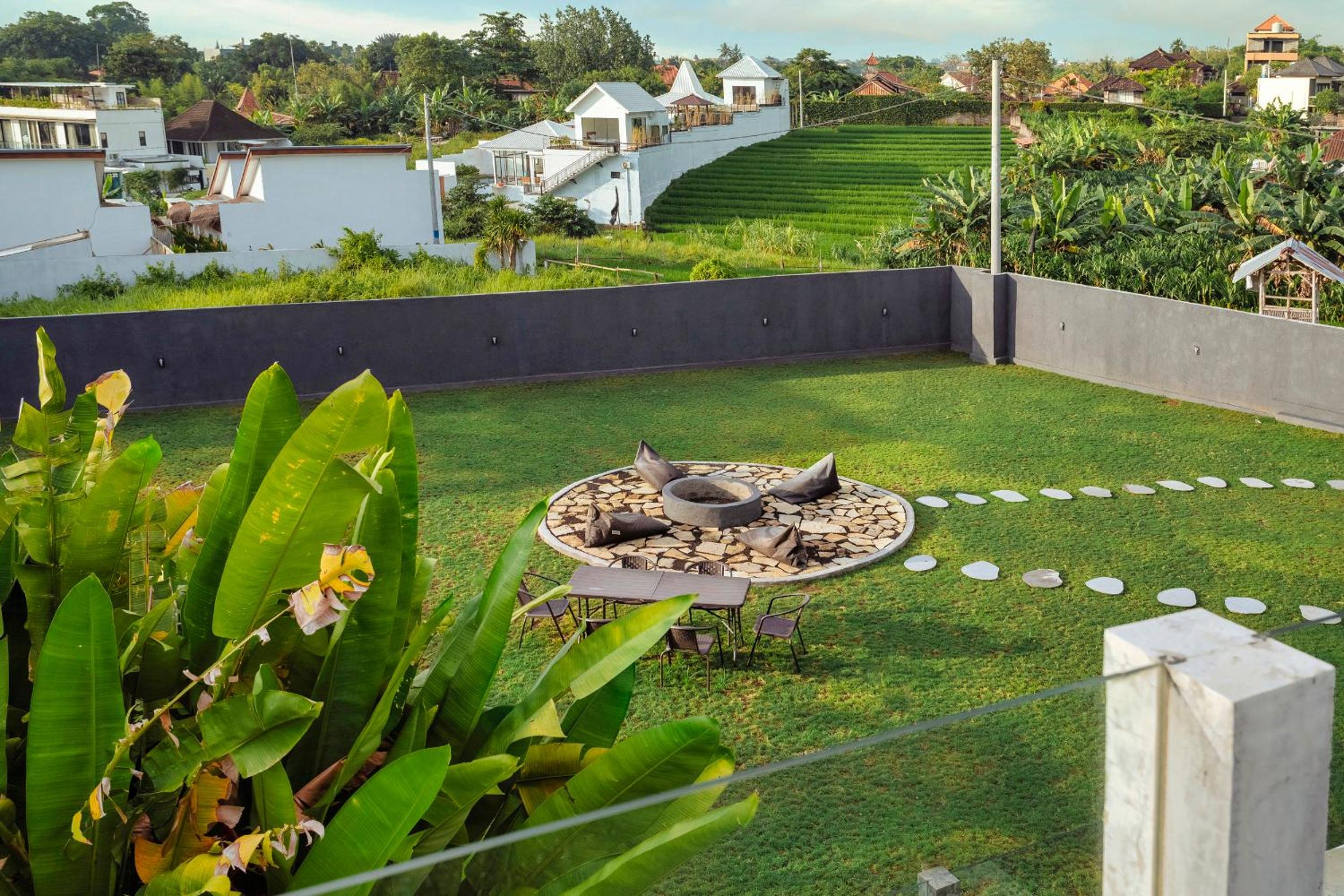 Blue Dream Villa Canggu view 2