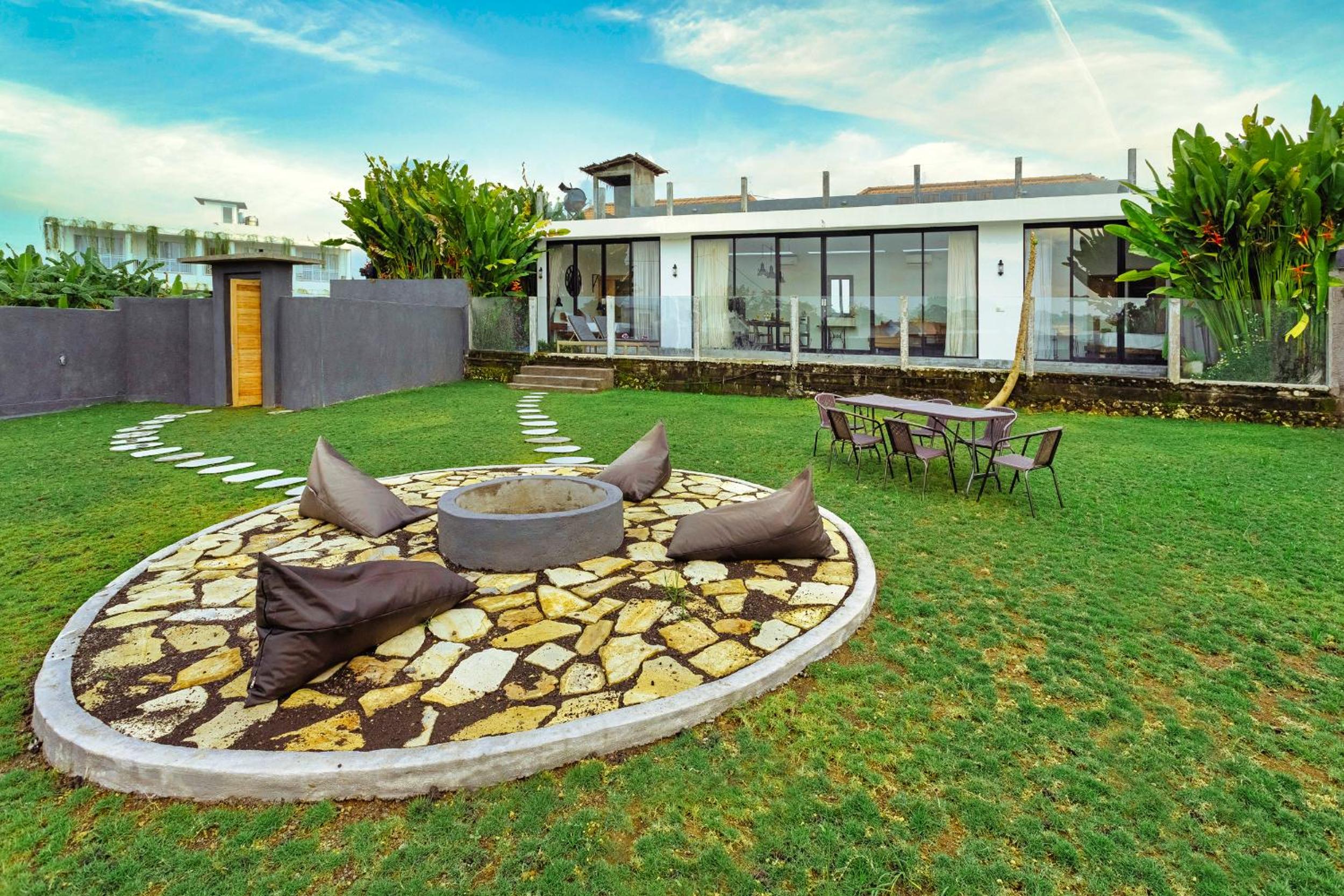 Blue Dream Villa Canggu view 3