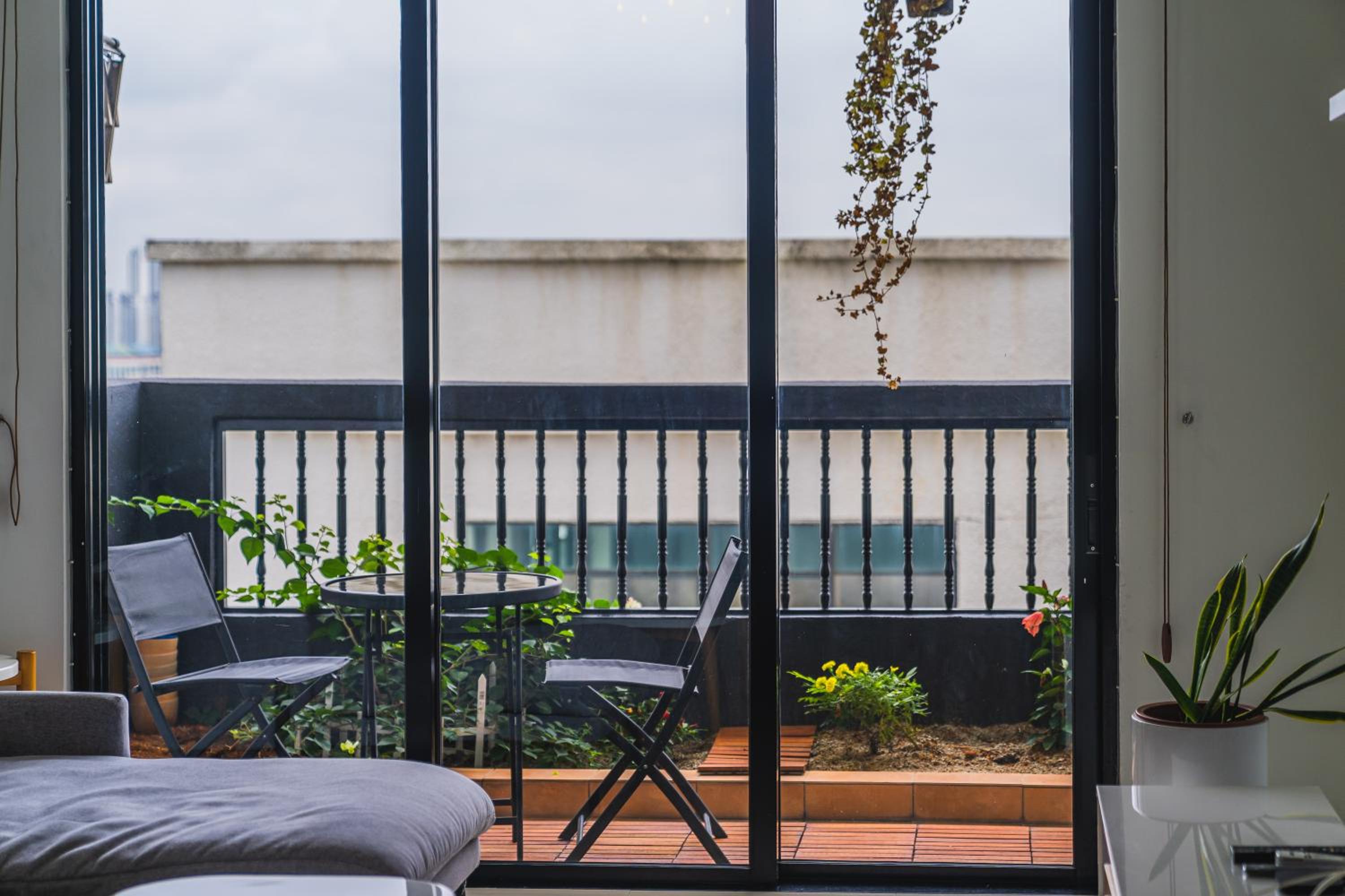 Cozy 2 bedroom w pool for 6 - Seri Kembangan photo 7