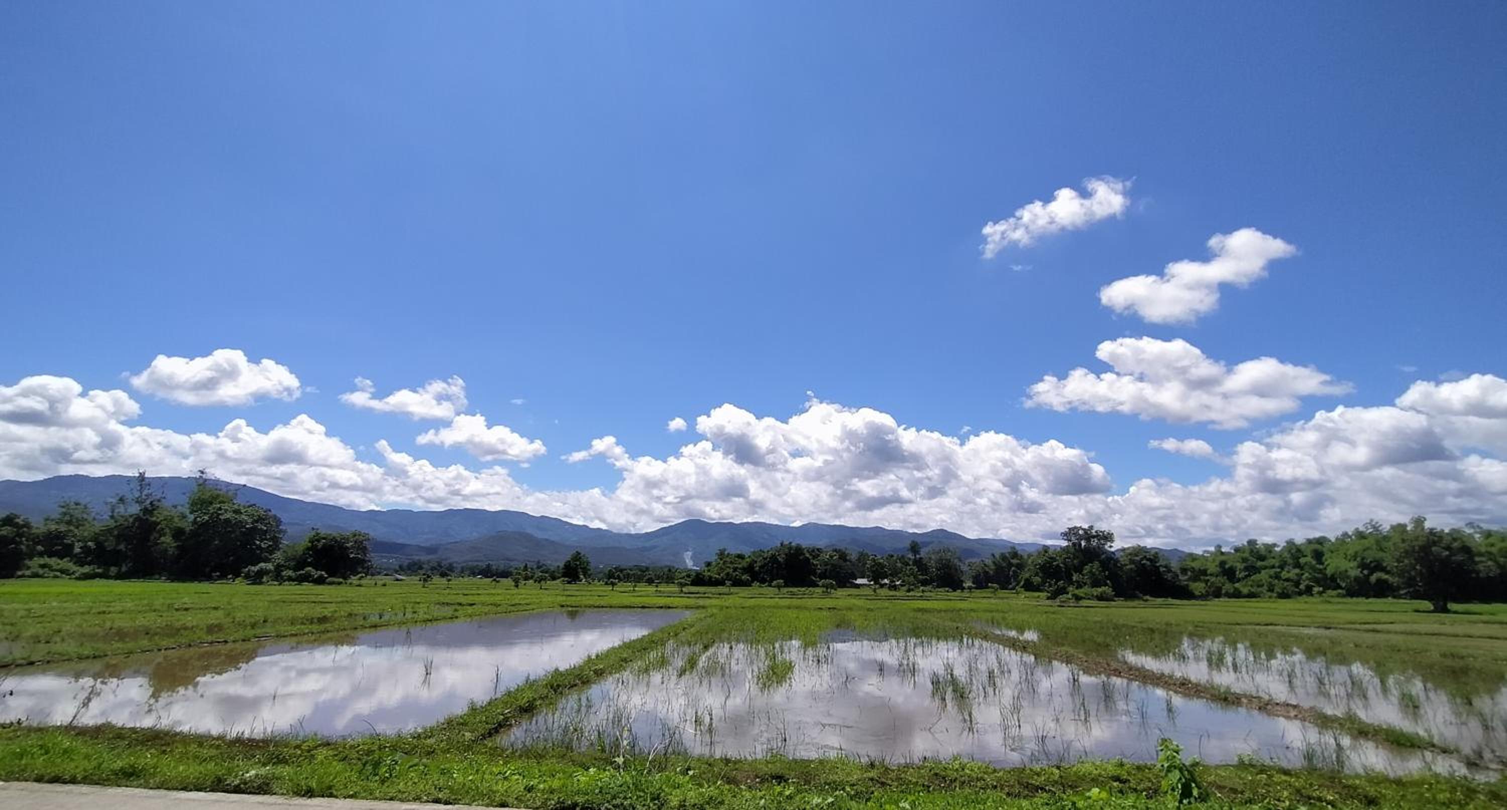 Khoom Kam Kaew