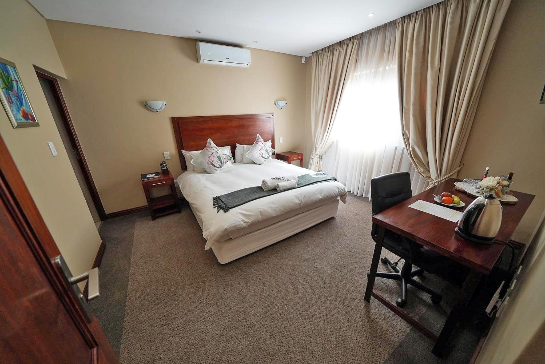 Over The Moon Guesthouse