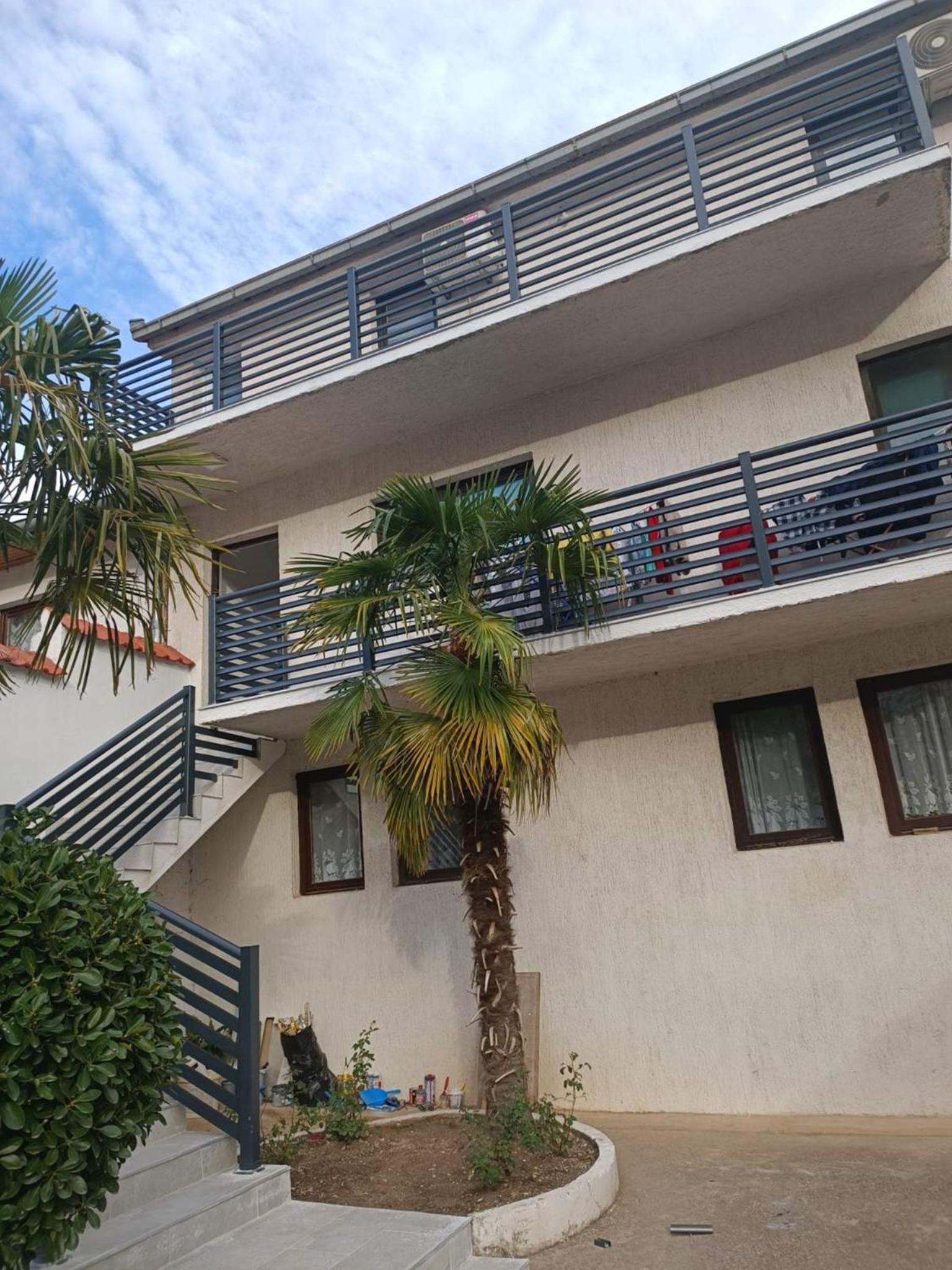 Apartments Daris