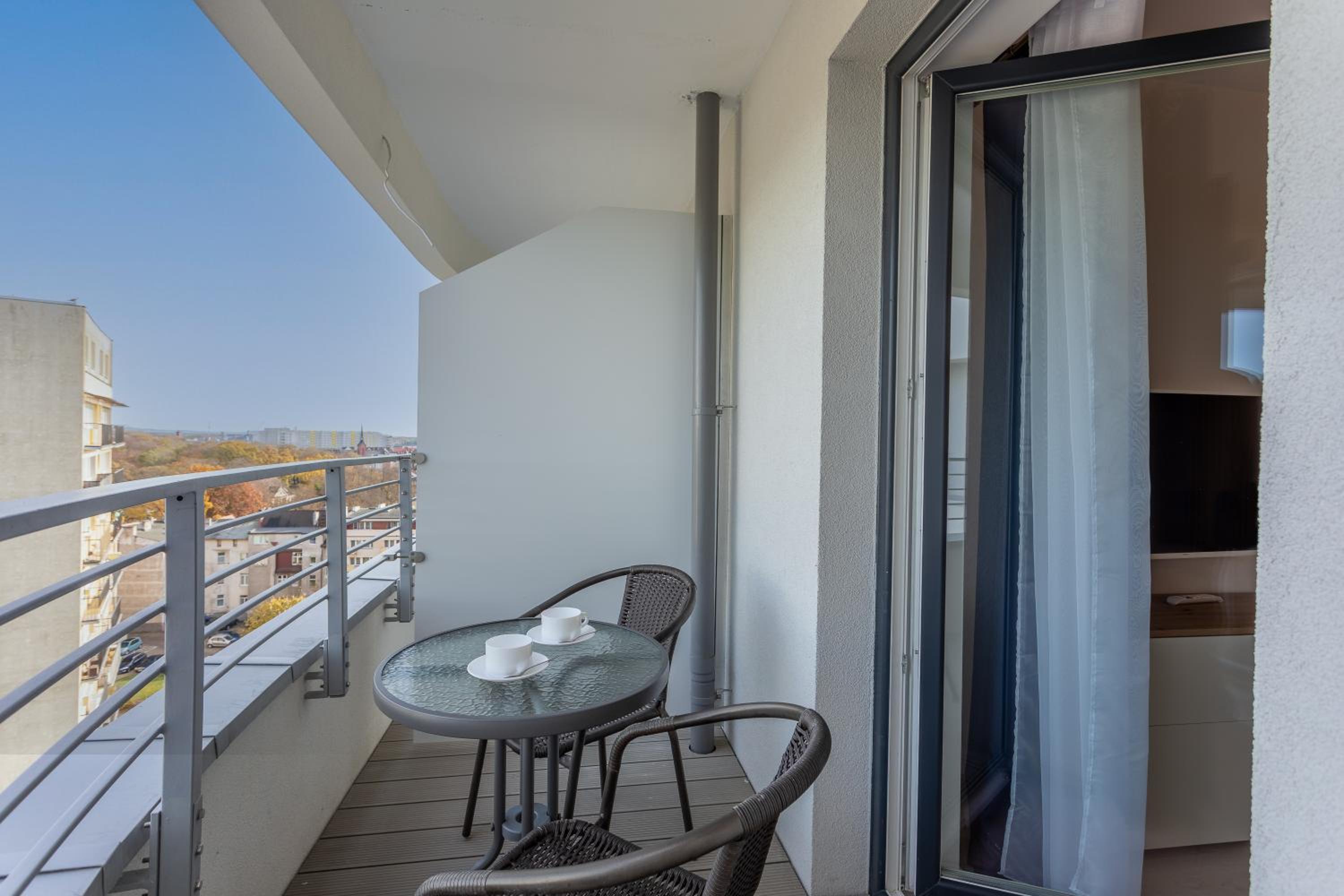 Ambria Apartments Sun Towers