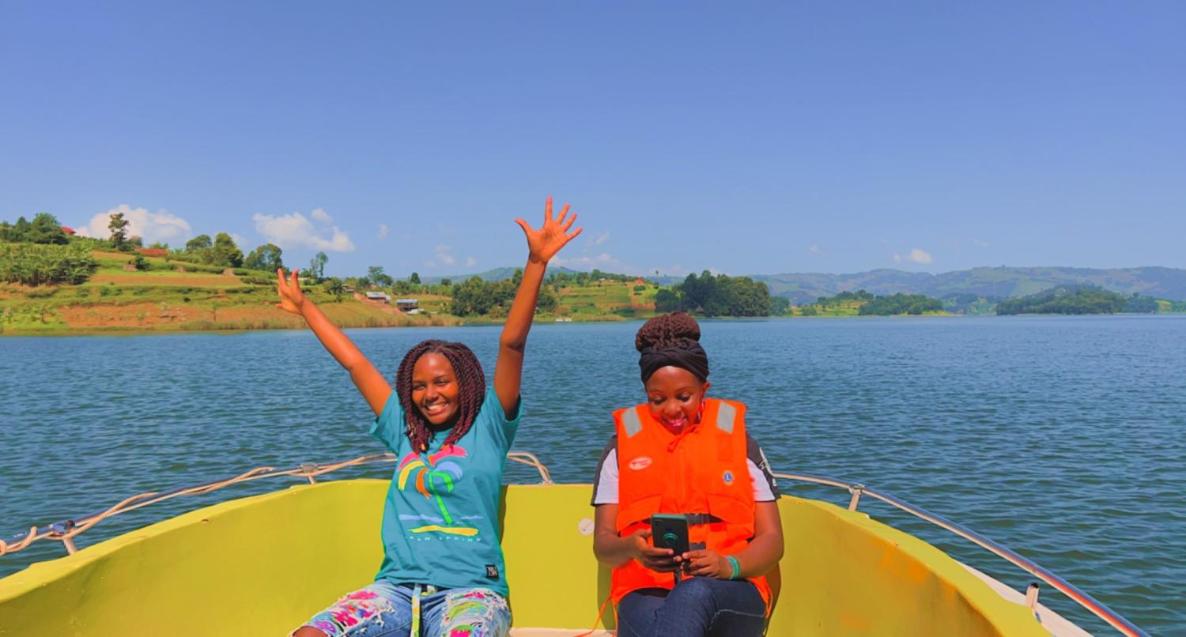 Lake Bunyonyi Rock Resort
