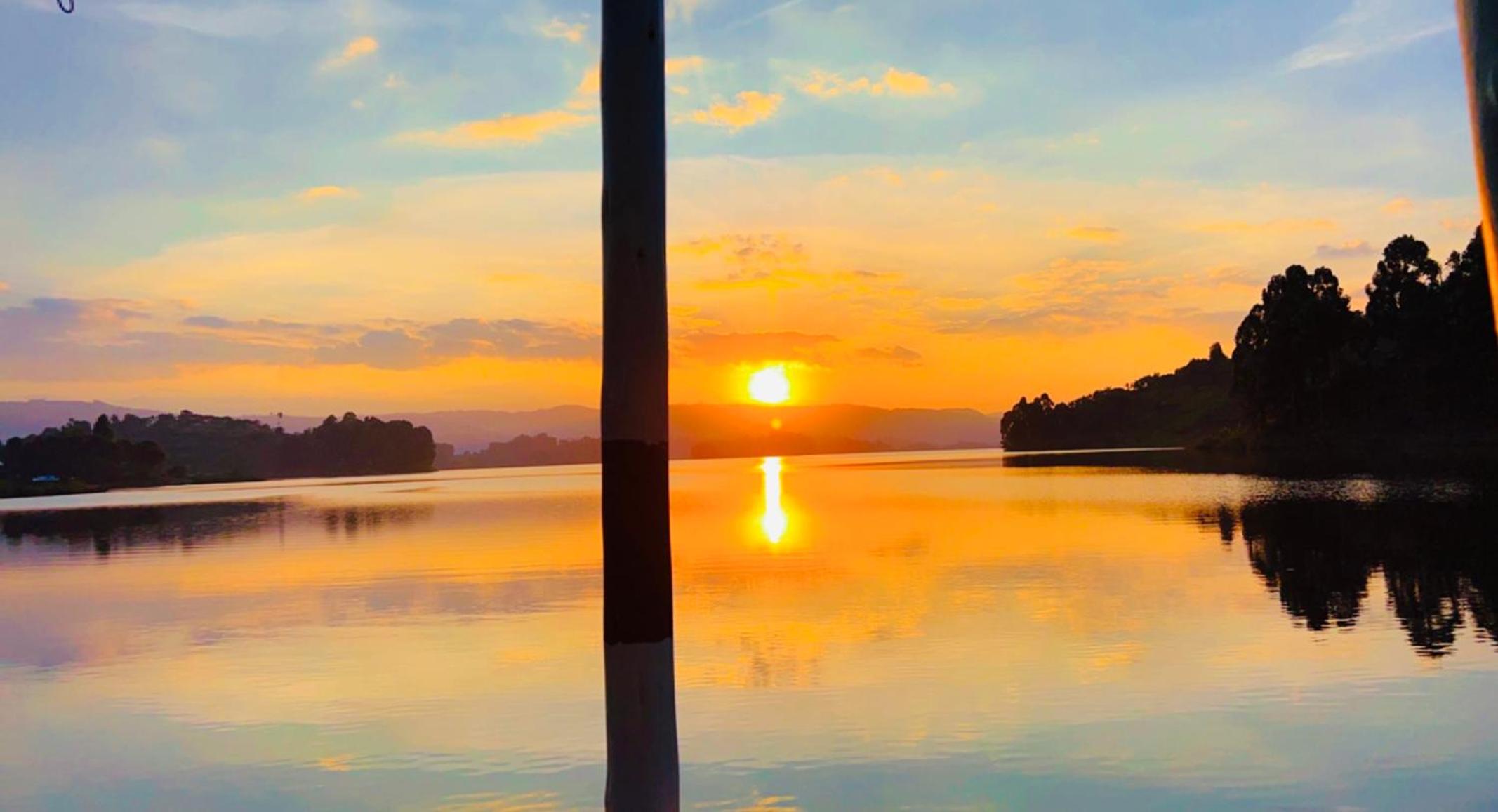 Lake Bunyonyi Rock Resort