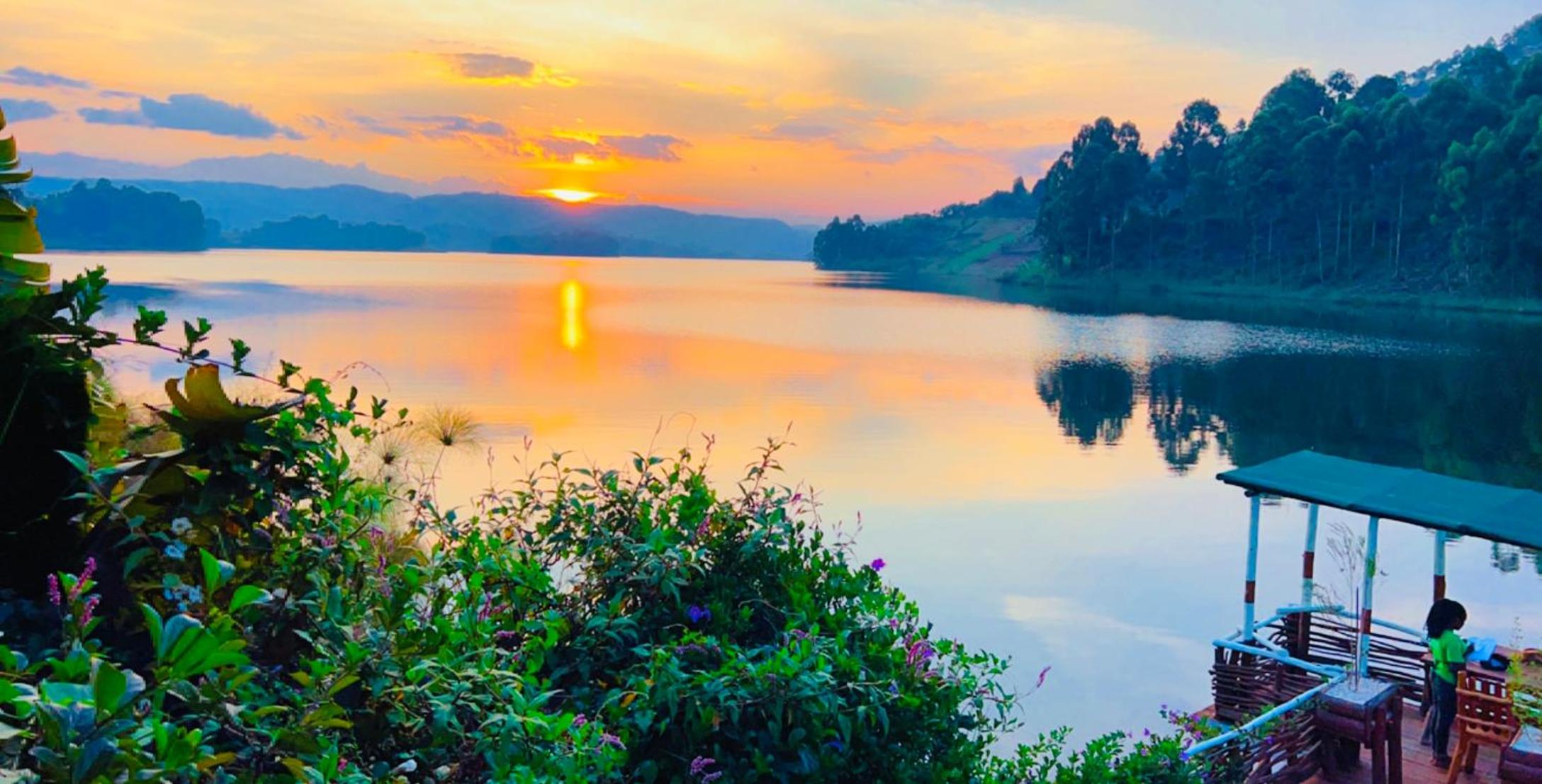 Lake Bunyonyi Rock Resort